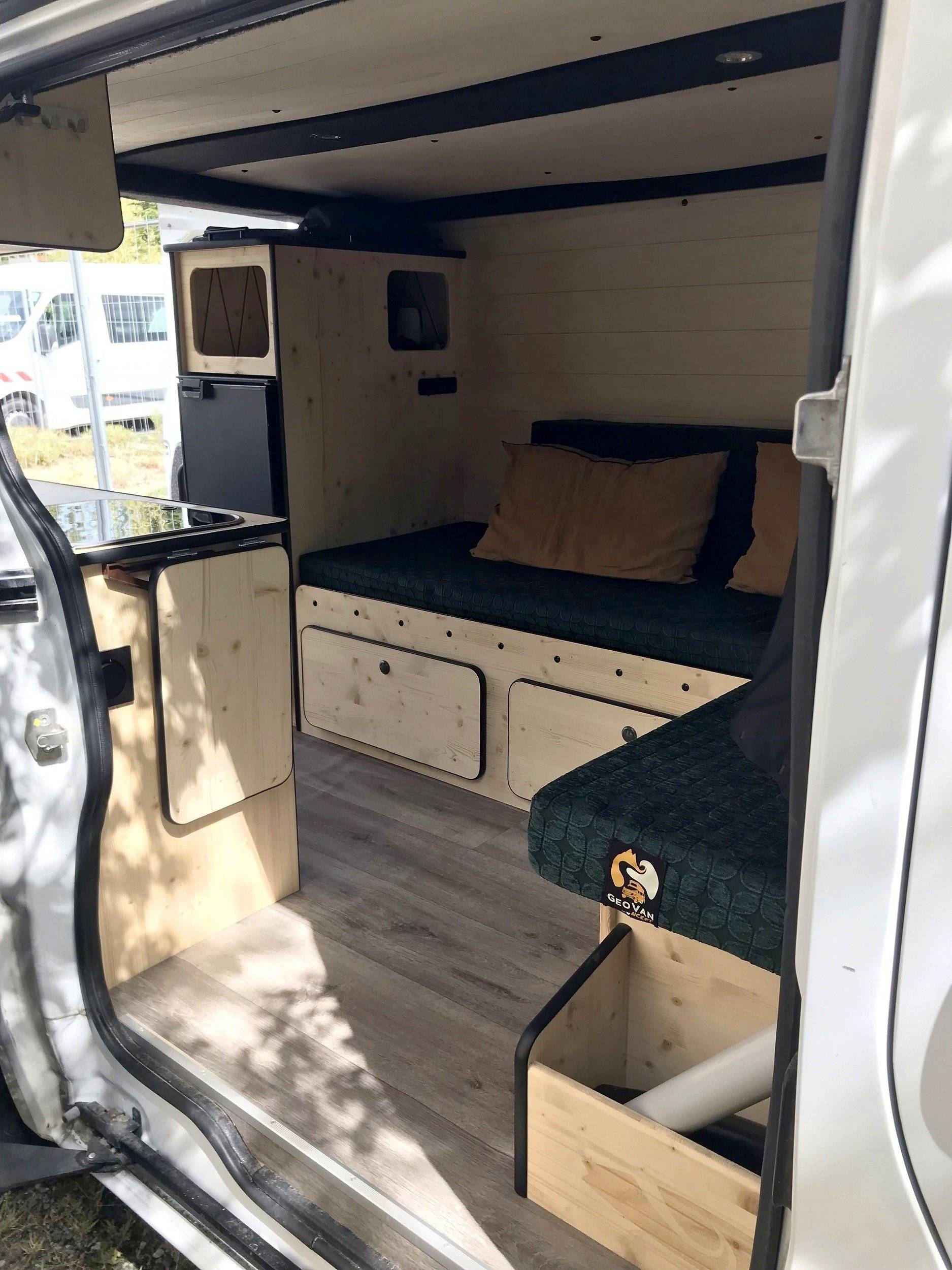 Coin repas Renault Trafic - Yescapa