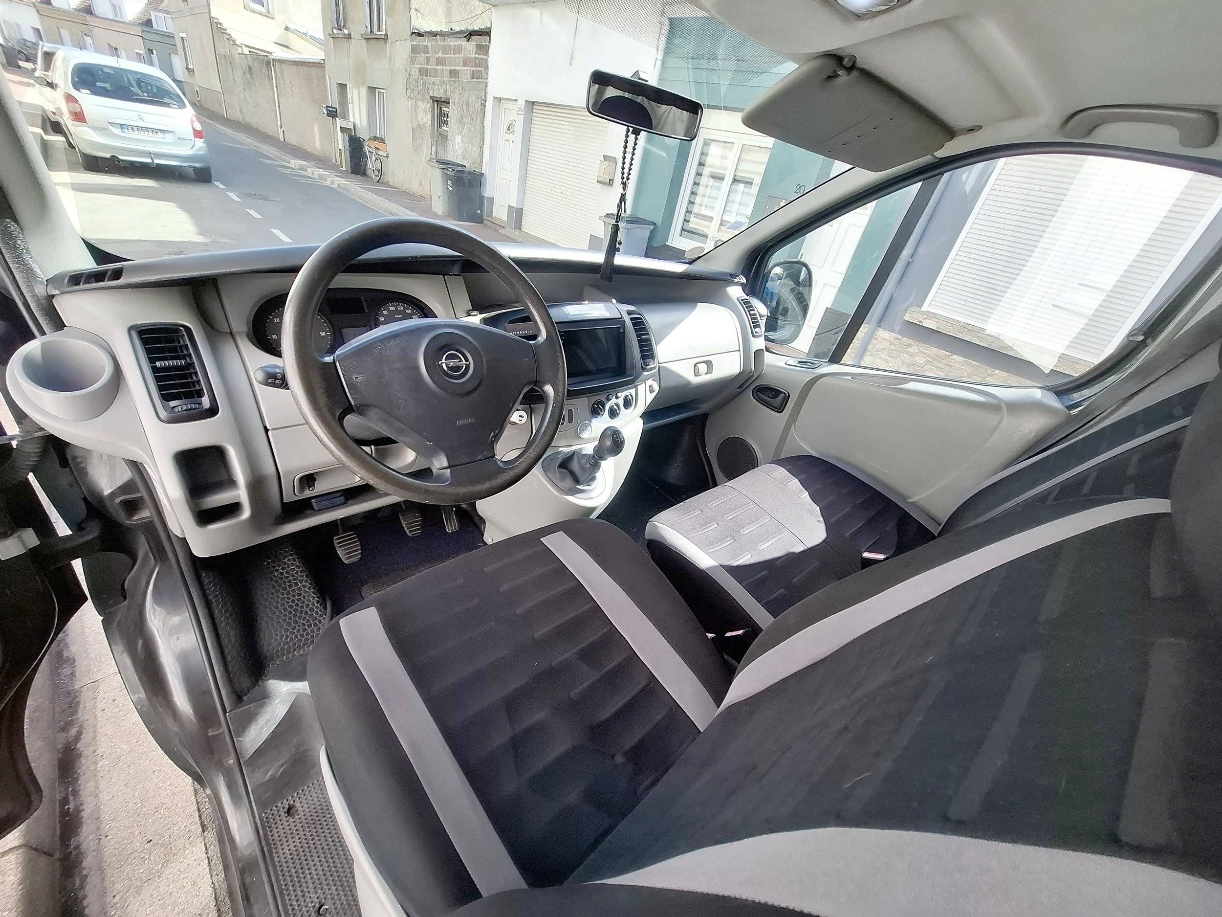 Opel Vivaro L2H1