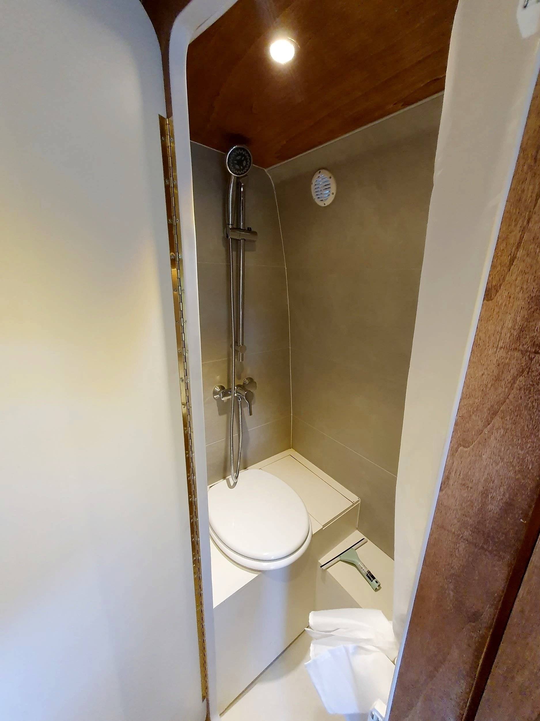 Volkswagen Crafter 2,5 l 140 ch