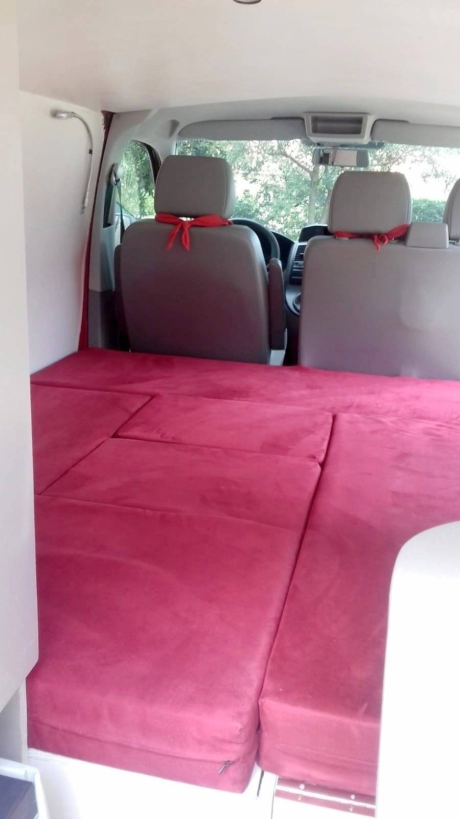 Schlafplätze Volkswagen T5 Volkswagen T5 - Yescapa