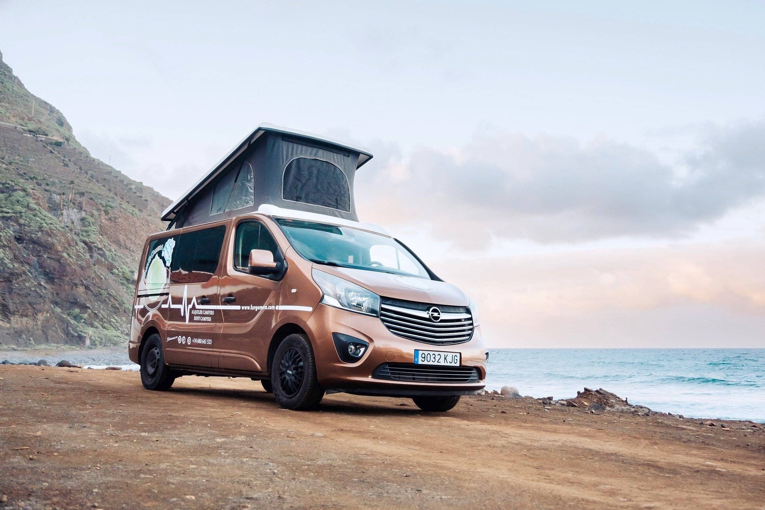 Vista de 3/4 Opel - Yescapa