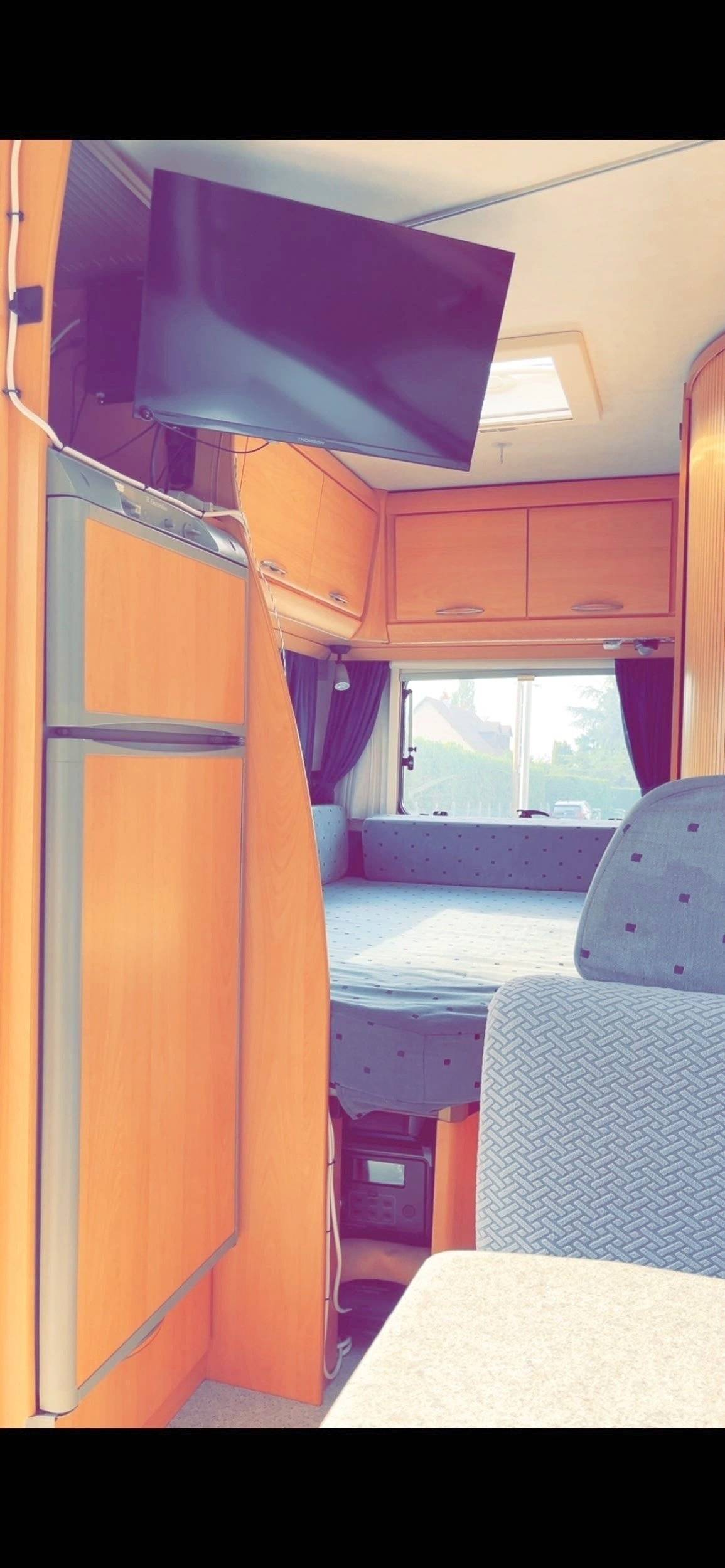 Couchages Fiat Ducato 2.8 JTD - Yescapa