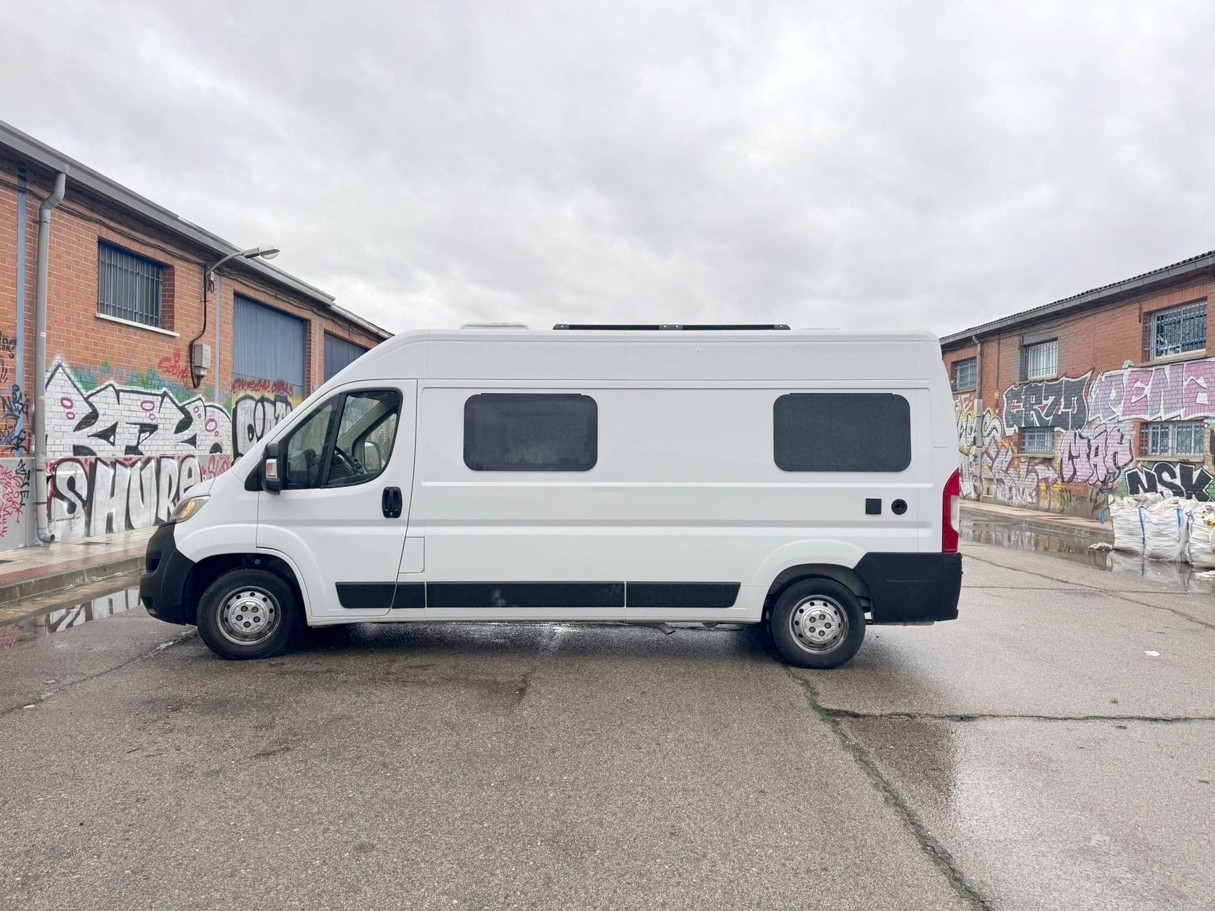 Movano 