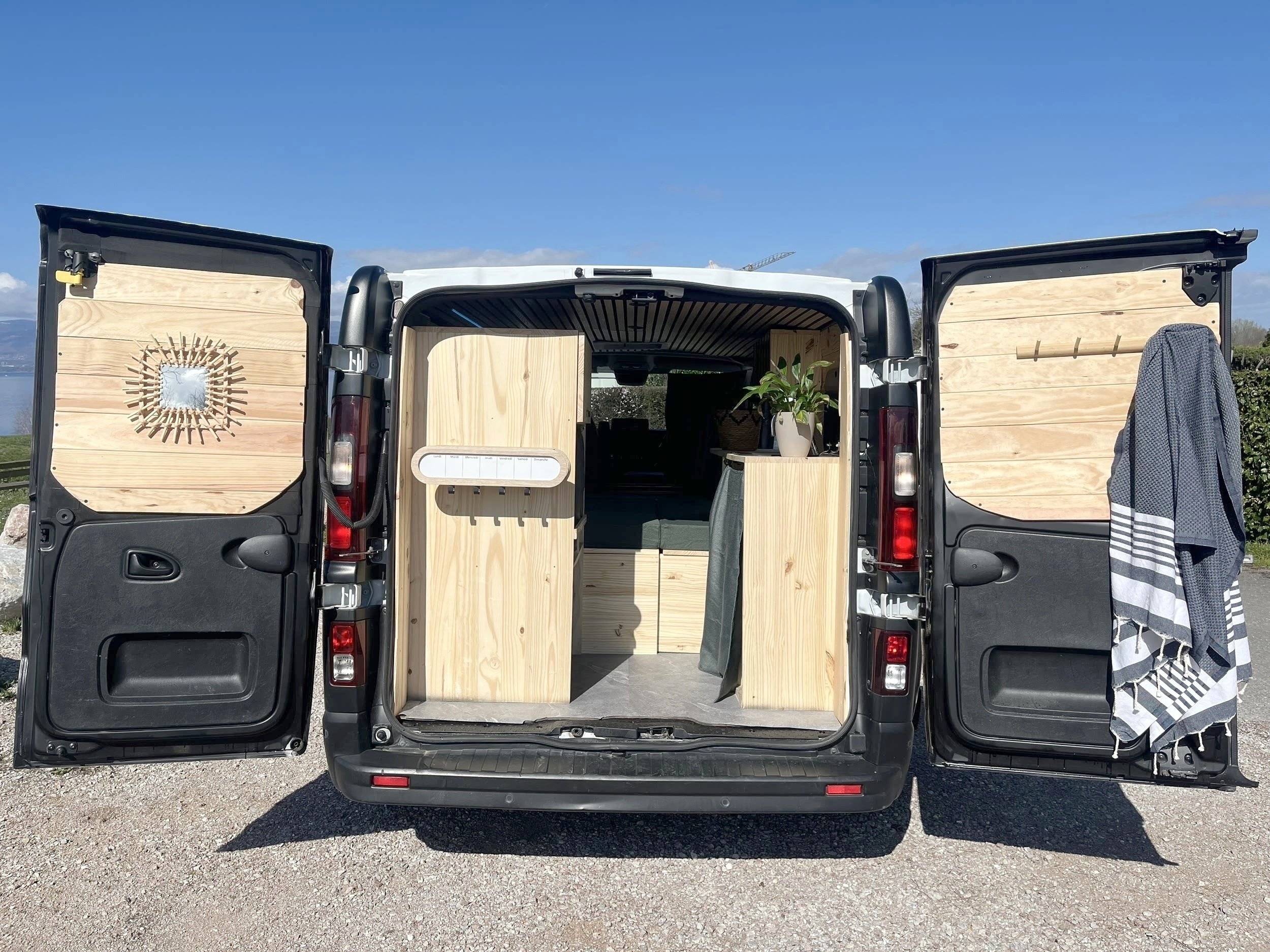 Renault RENAULT TRAFIC 2.0 DCI 130