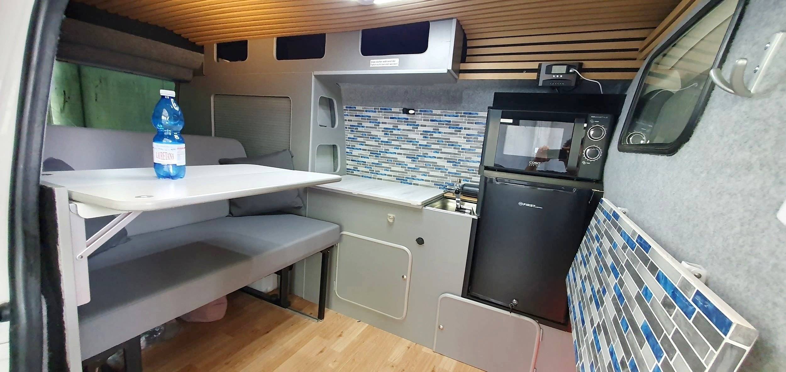 Volkswagen T5 CAMPER CAFE