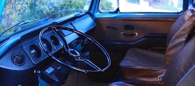 Volkswagen Combi Bay WindowT2