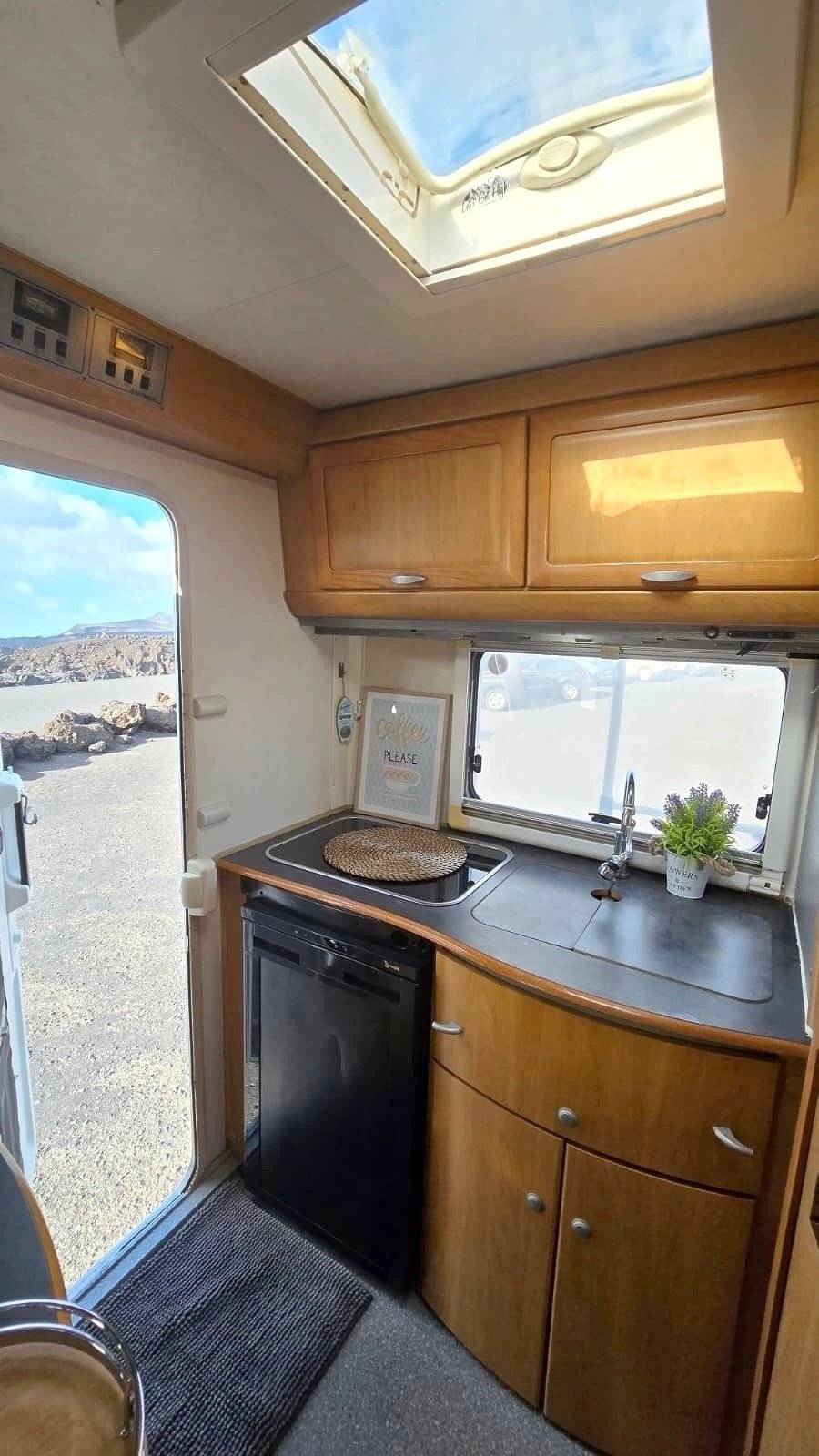 Schlafplätze Fiat Ducato 2,8 l 115 ch/Al-K - Yescapa