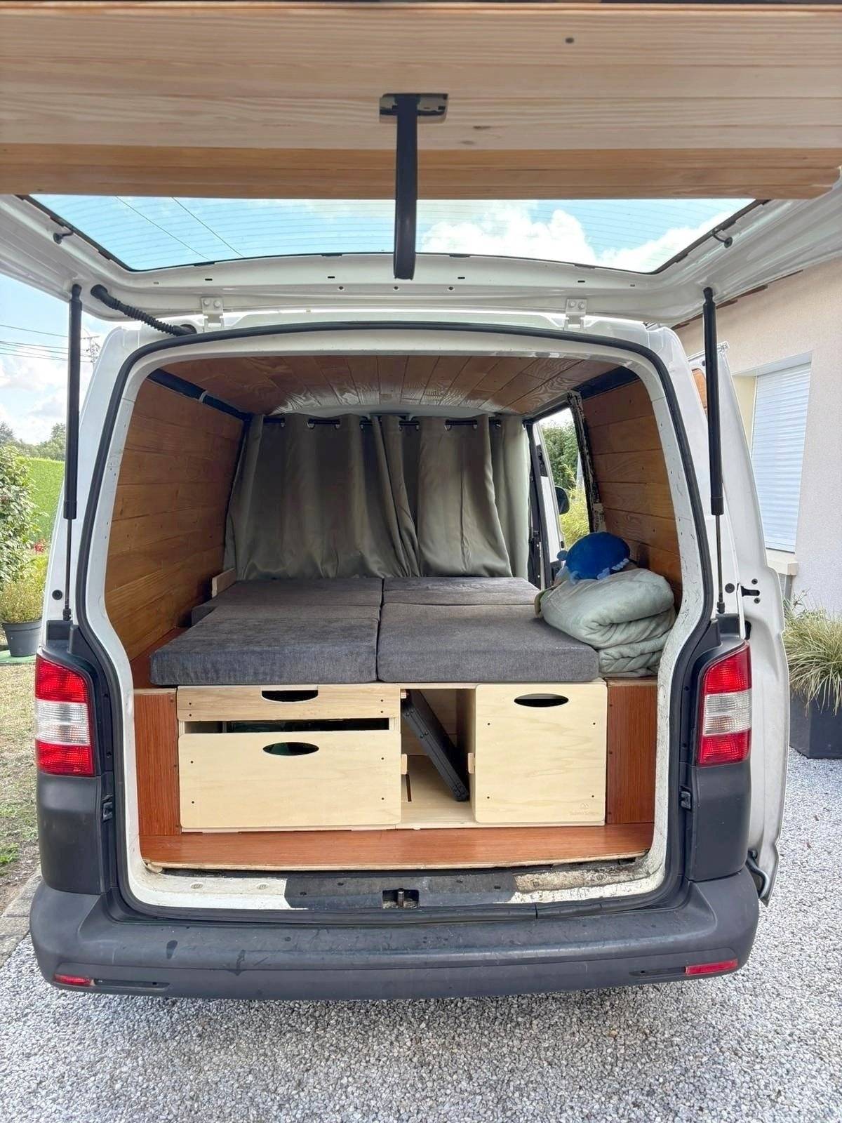 Other Volkswagen Volkswagen Transporter T5 - Yescapa
