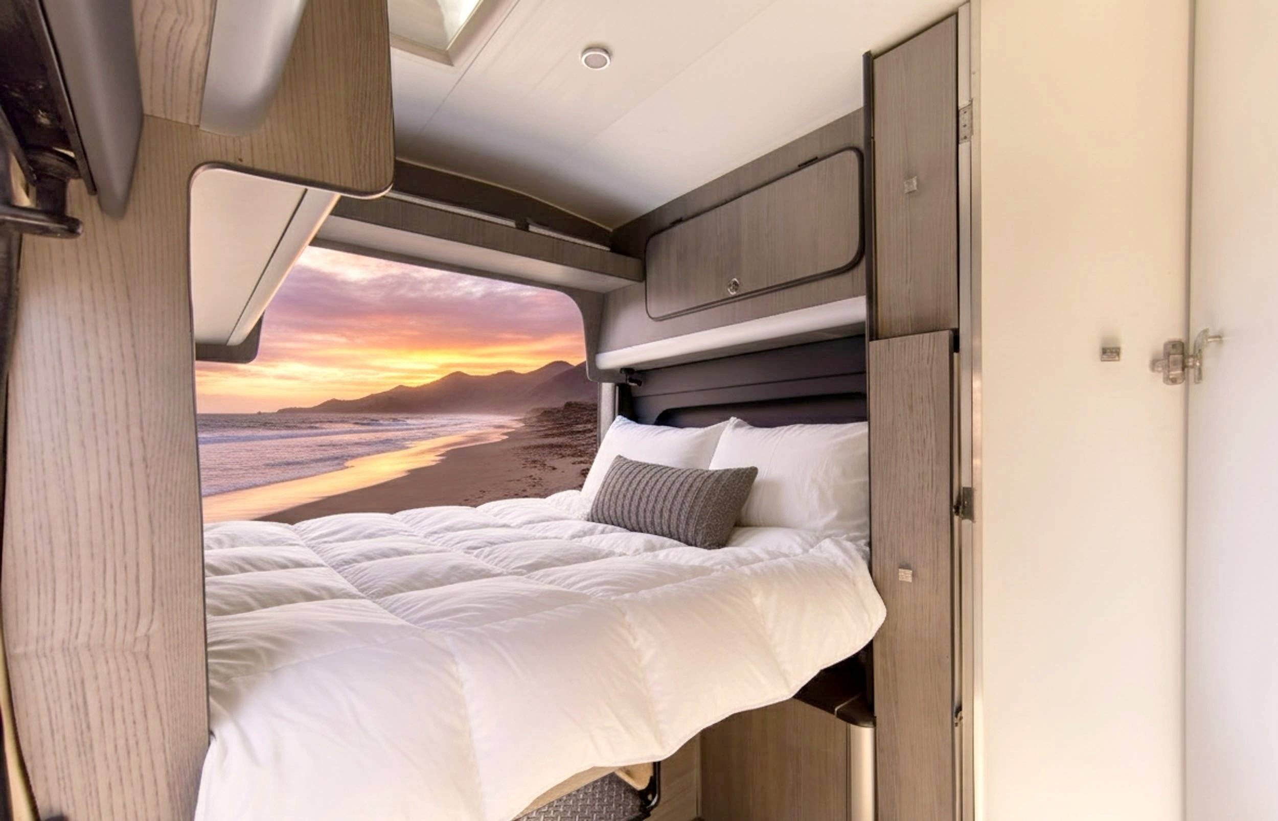 Berth Renault Trafic 2,0 l 115 dCi - Yescapa