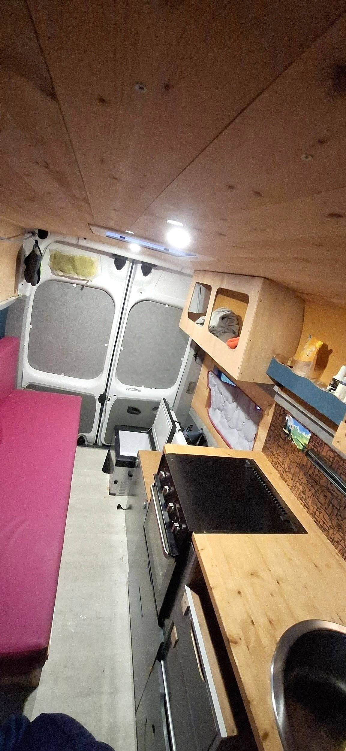 Schlafplätze Renault Trafic 1,5 l dci 90 ch - Yescapa