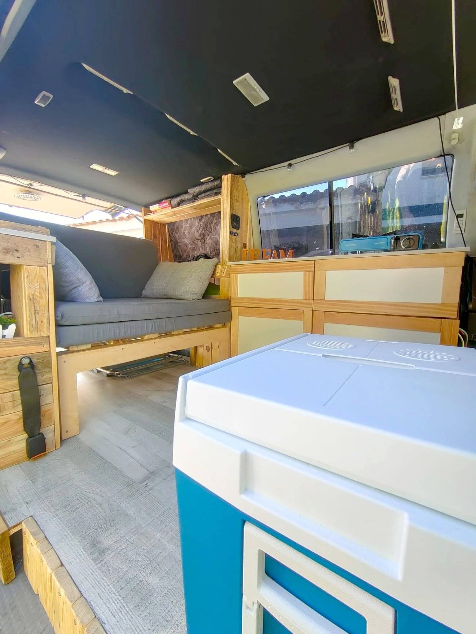 Aluguer Campervan Cádiz Volkswagen Transporter T4 2.4D 47306