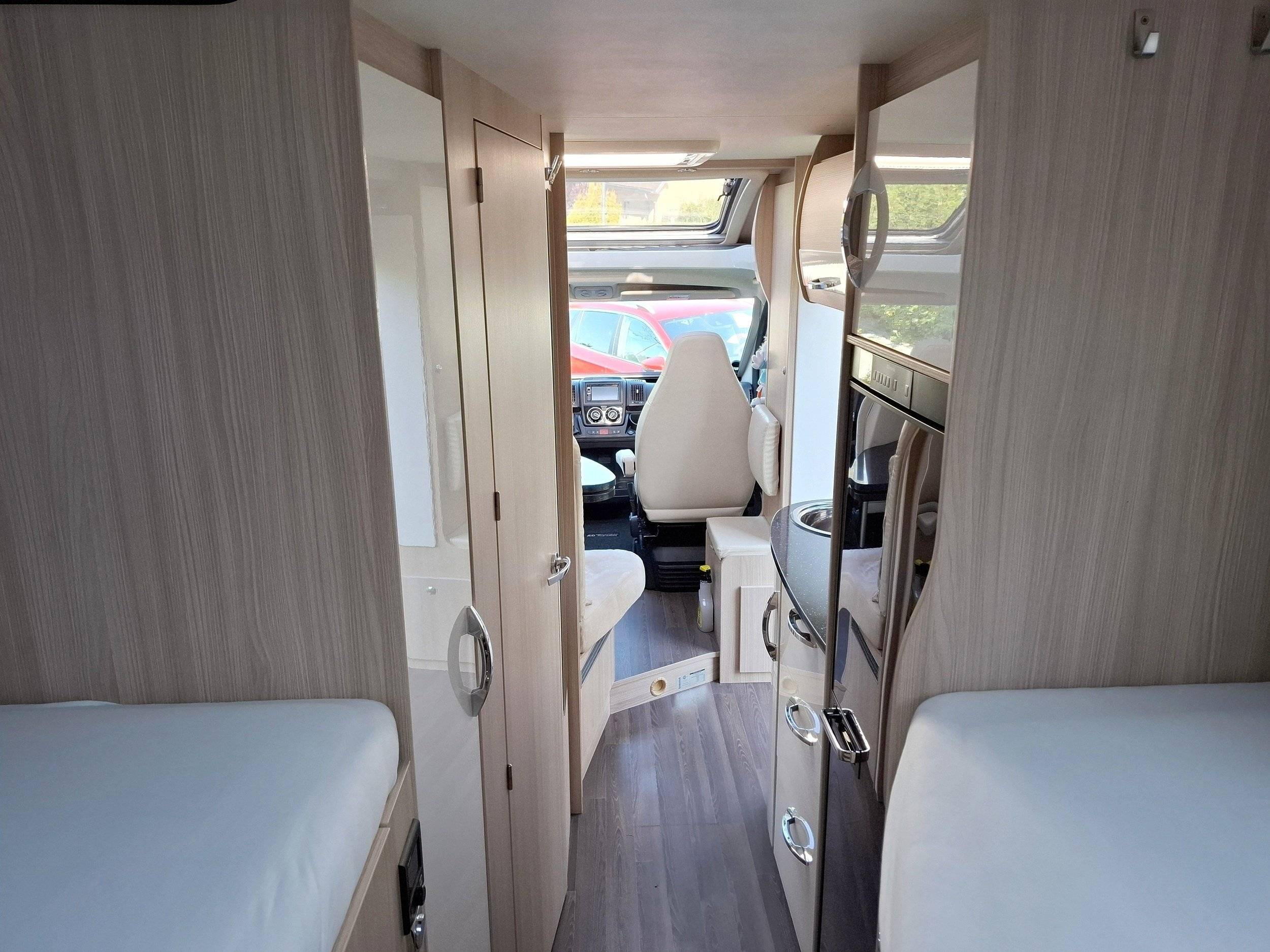 Bürstner Travel Van T690