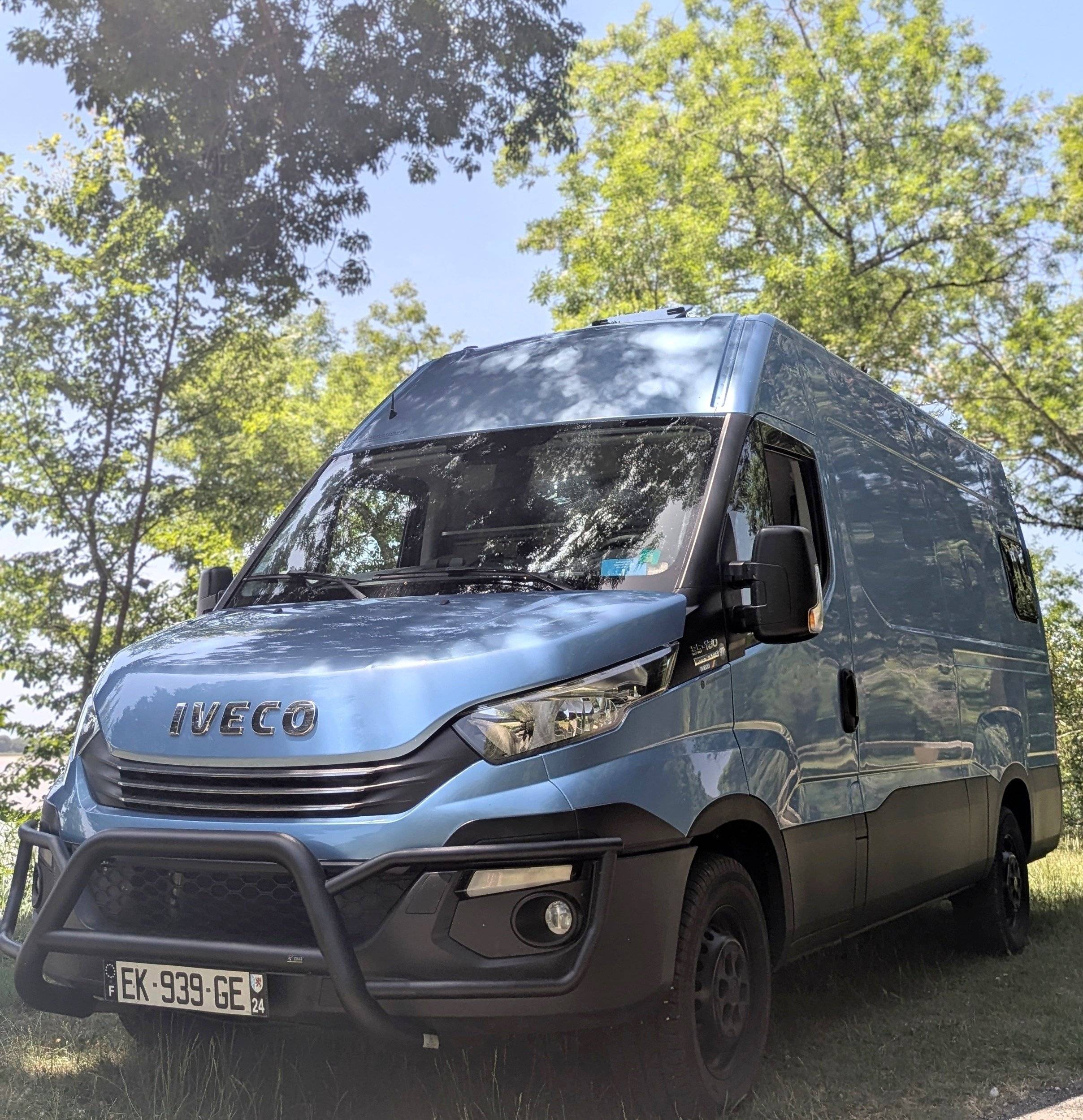 Camper Track Daily 3,0 l 180 ch