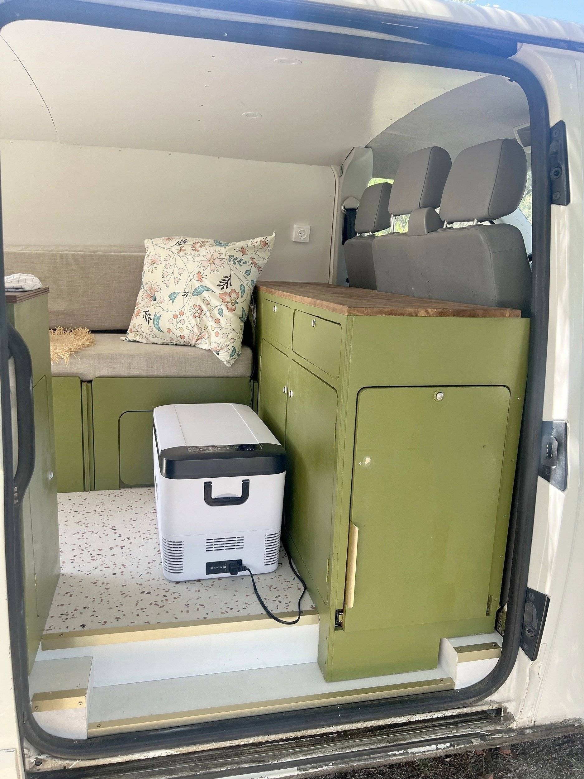 Volkswagen T5 2,0 l 84 ch