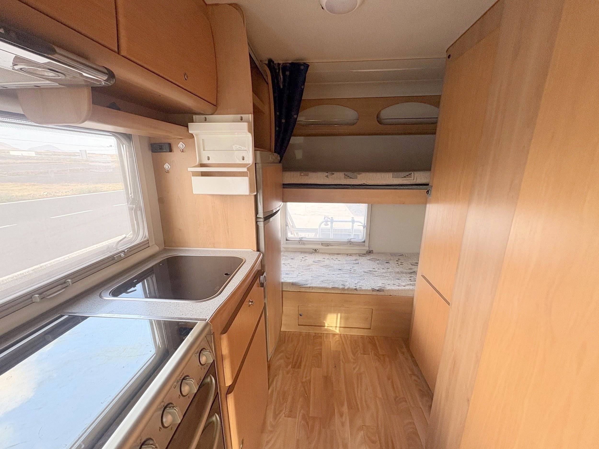 Plazas en cama Fiat Ducato 2,8 l 115 ch/Al-Ko - Yescapa