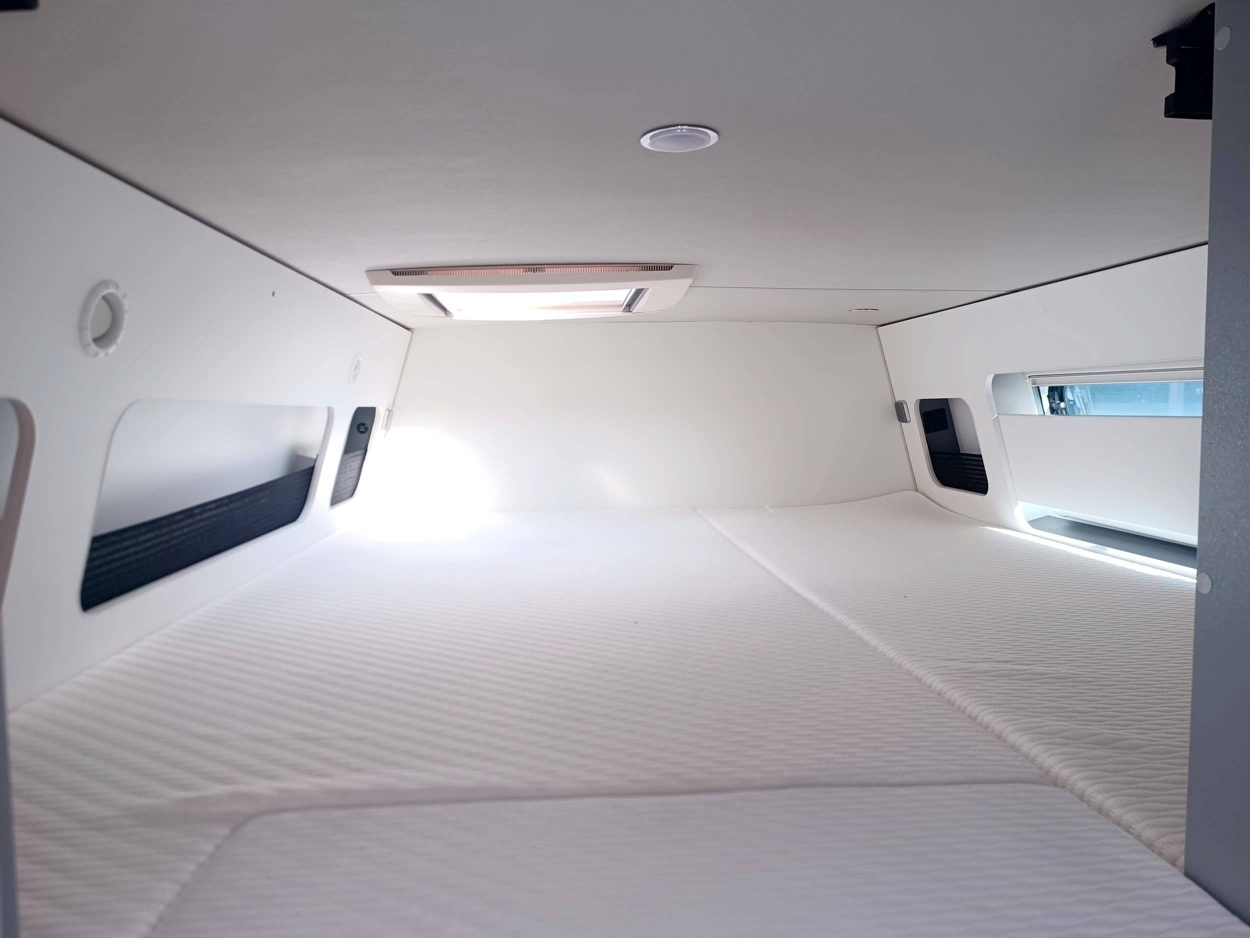 Weinsberg 630 MEG CARATOUR