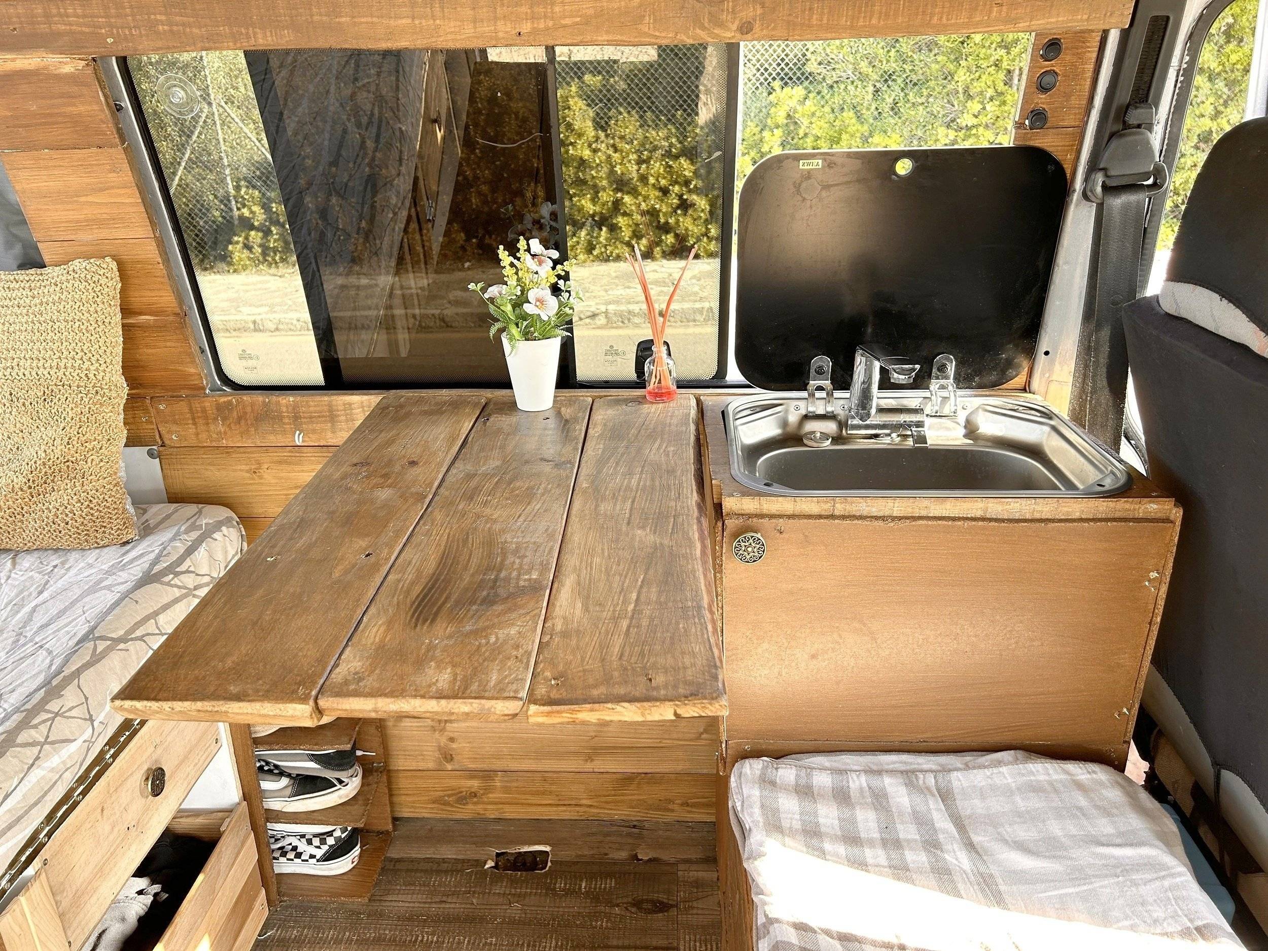 Dinette Volkswagen Volkswagen Transporter T4 - Yescapa