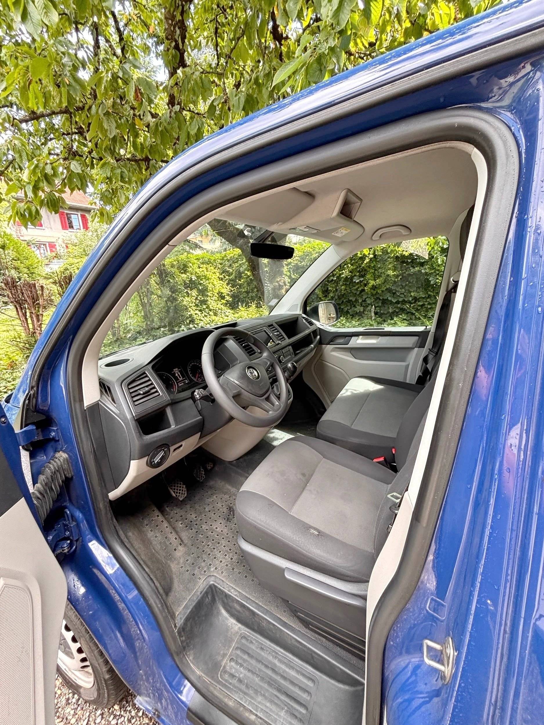 Cabina de condução Volkswagen T6 2 l TDI 150 ch - Yescapa