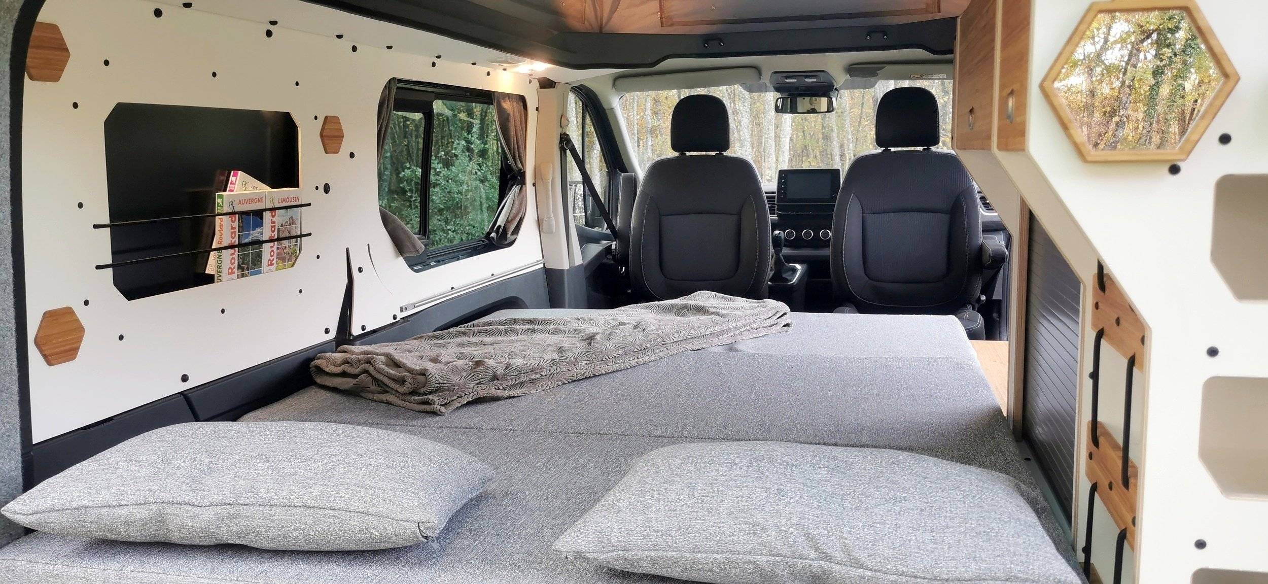 Van Mania SOUTH WEST By freedom camper