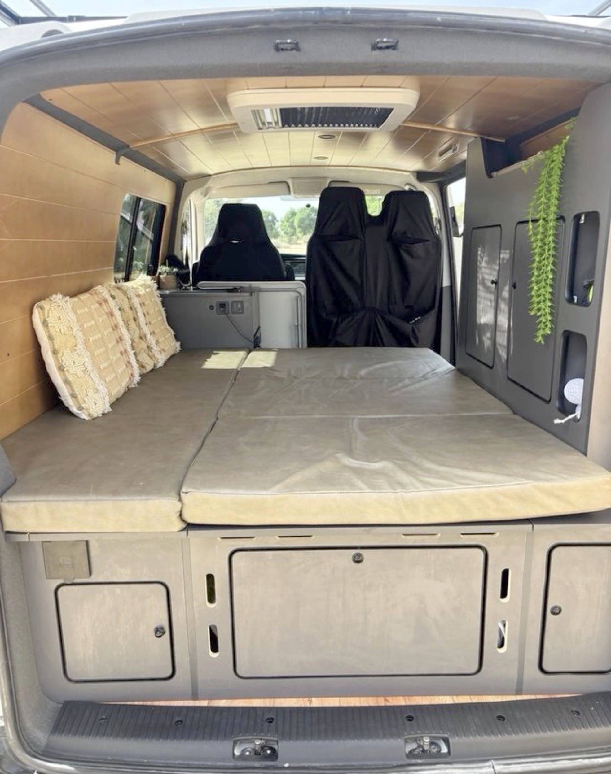 Berth Volkswagen T6 2,0 l 102 ch - Yescapa