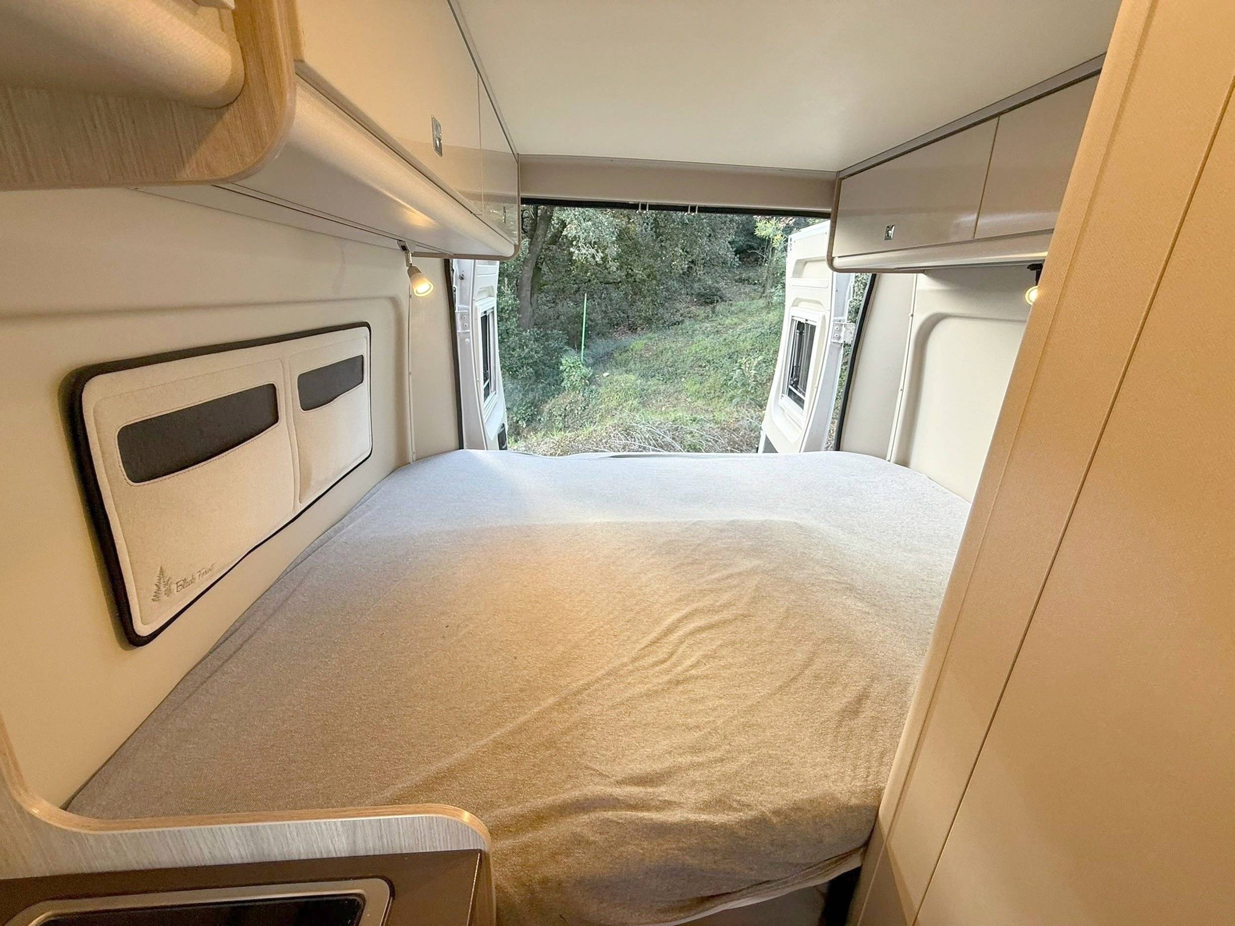 Bürstner CAMPEO C600 BLACK FOREST