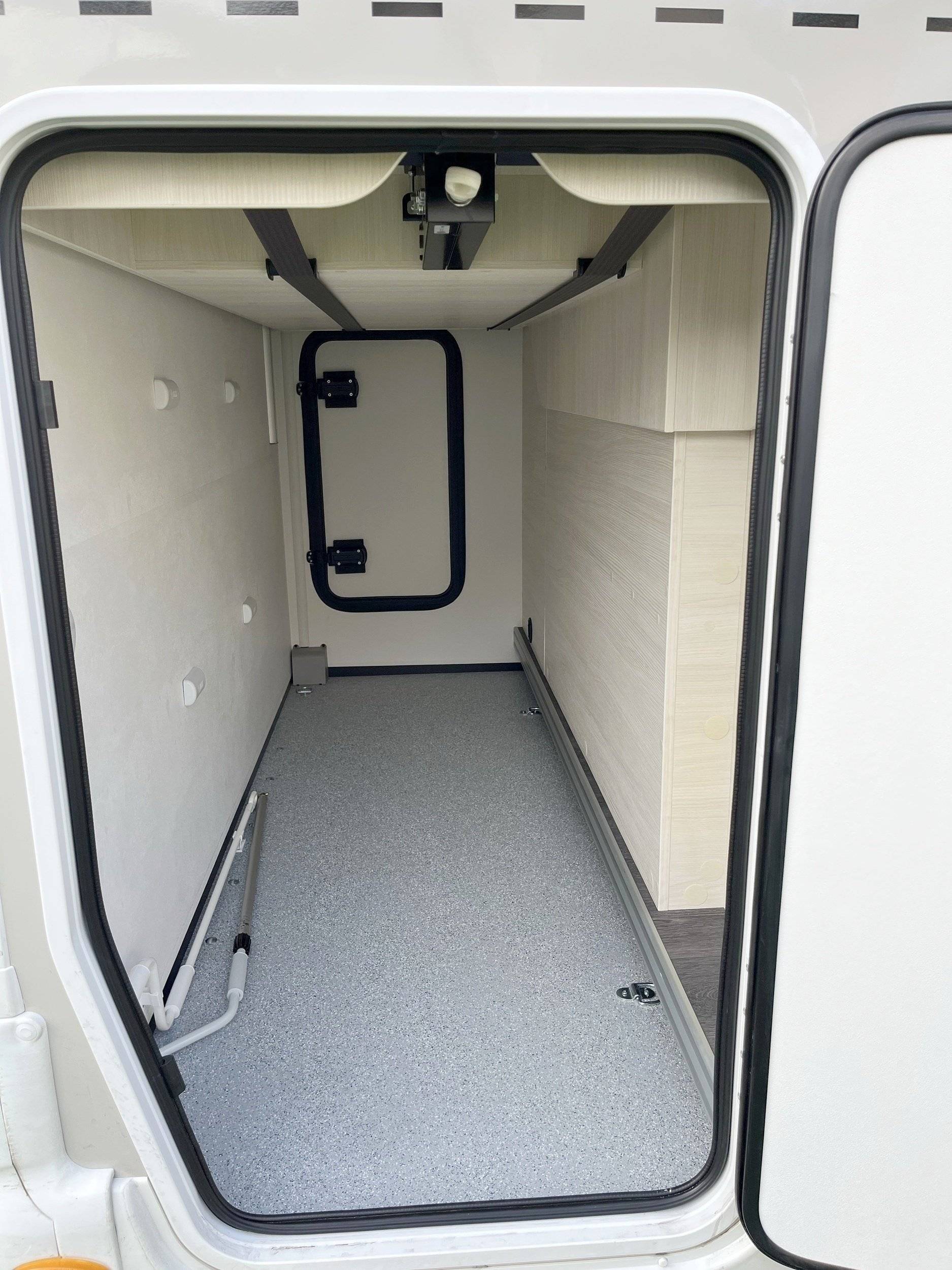 Challenger Transit 2,0 l 170 ch