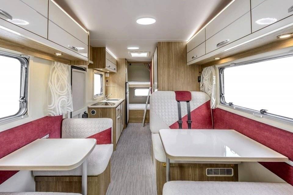 Dinette Fiat Ducato 2,3 l Multijet 130 ch. - Yescapa