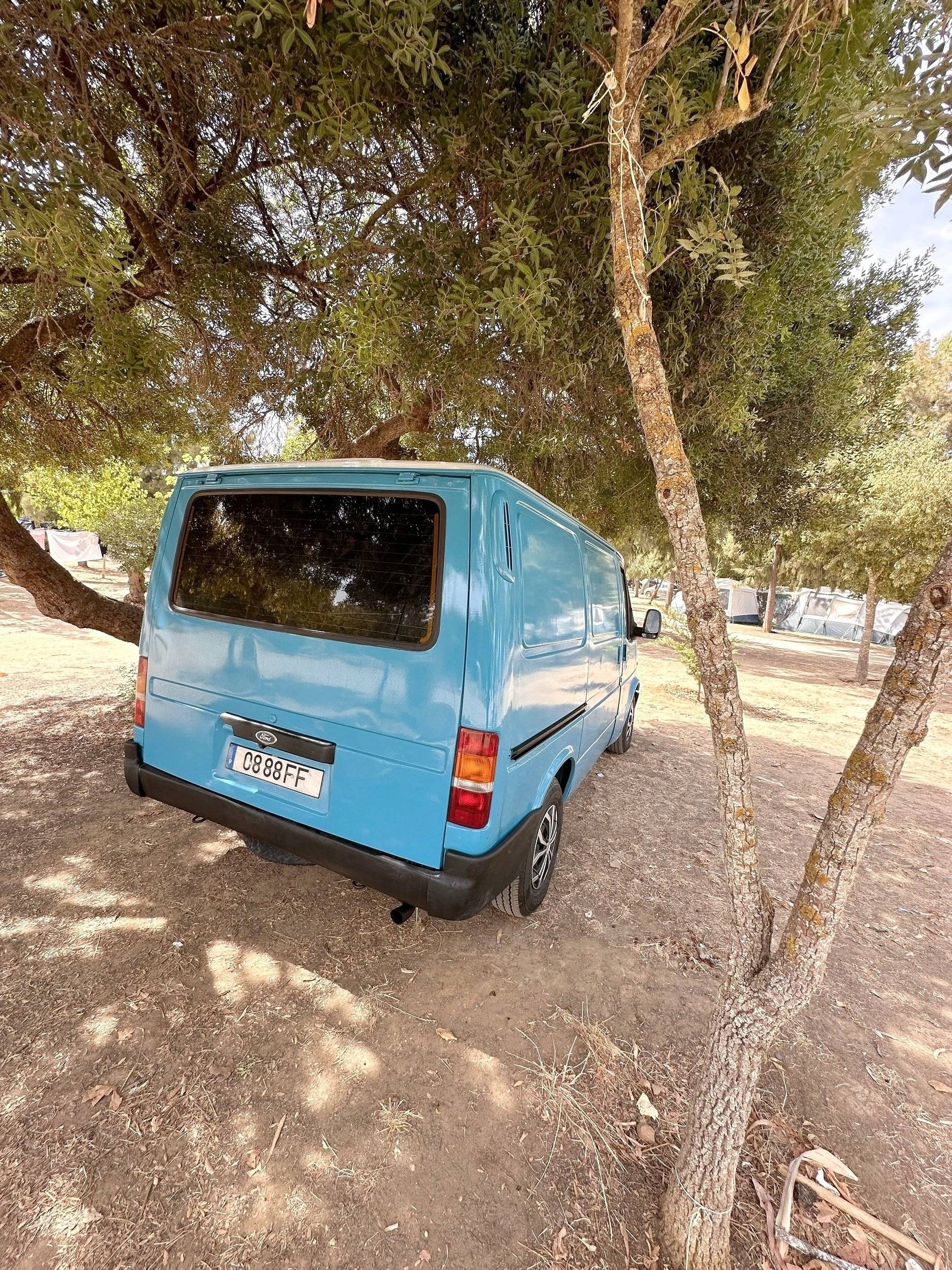 Camper Track Van