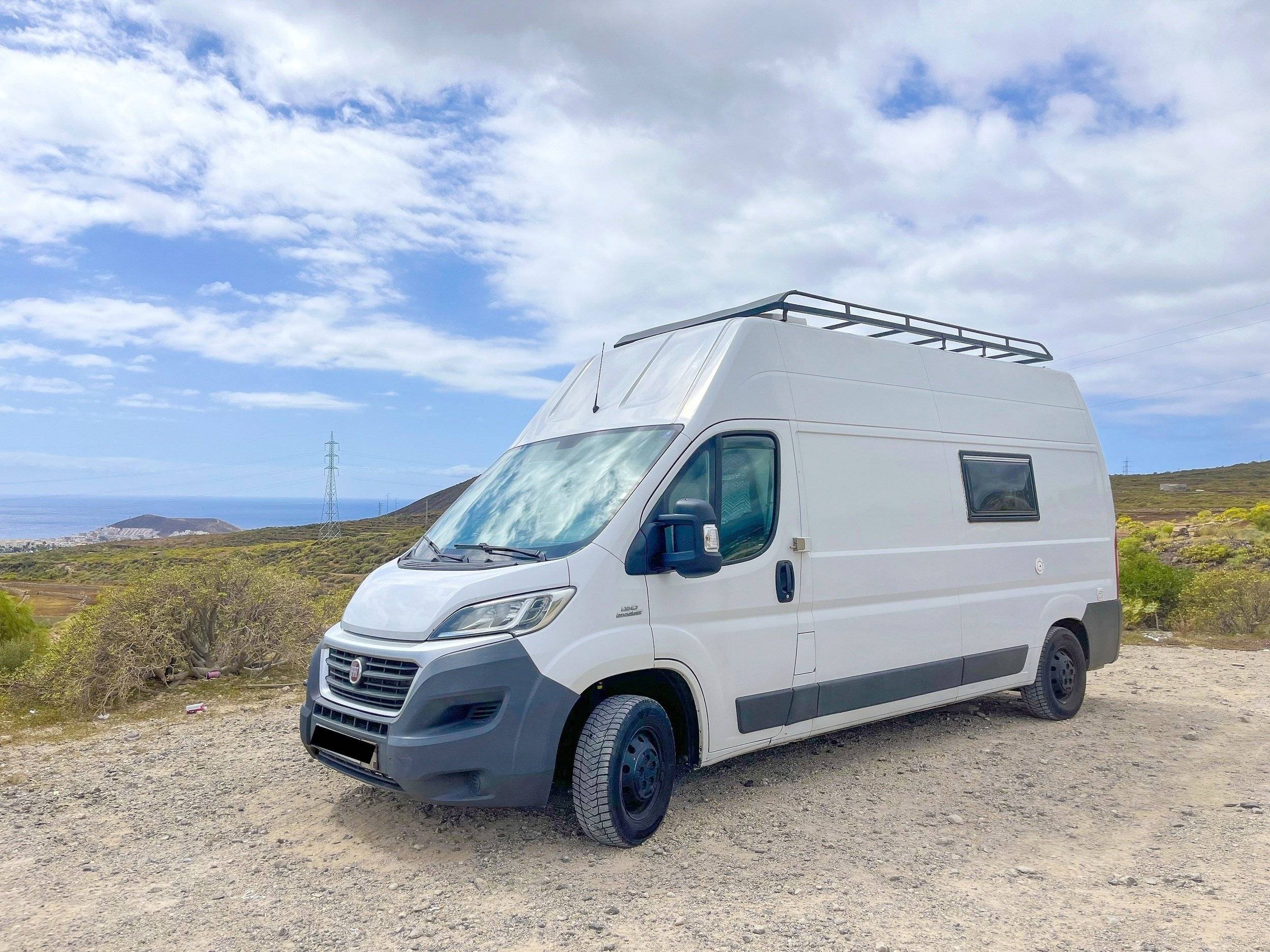 Vista frontale a ¾ Fiat FIAT DUCATO - Yescapa