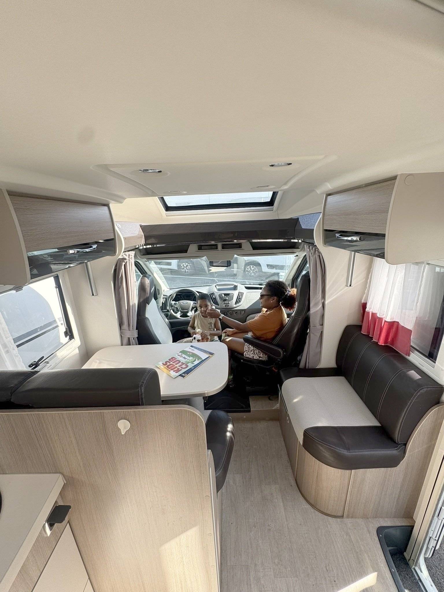 Essecke Ford Transit - Yescapa