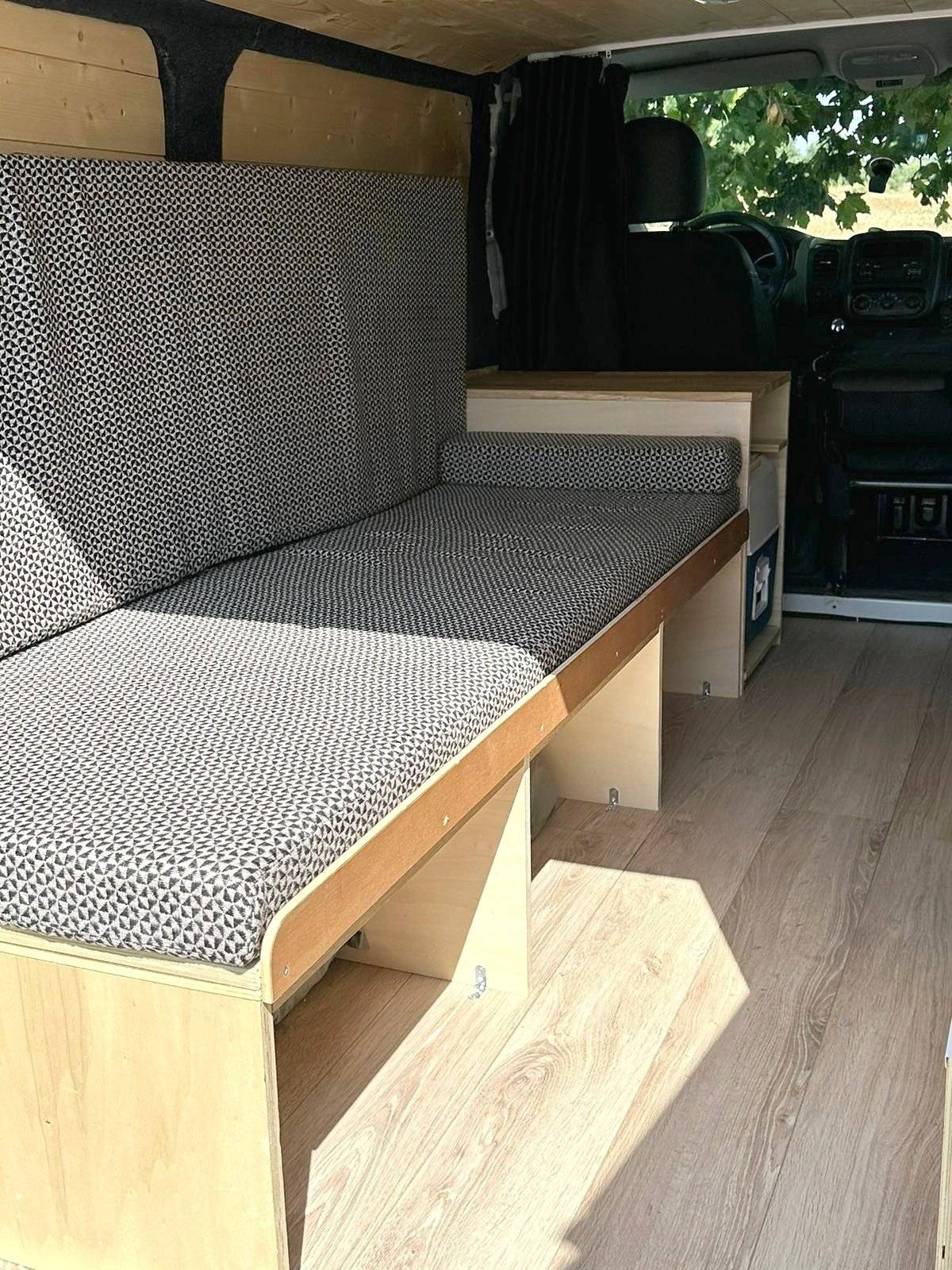 Dinette  - Yescapa