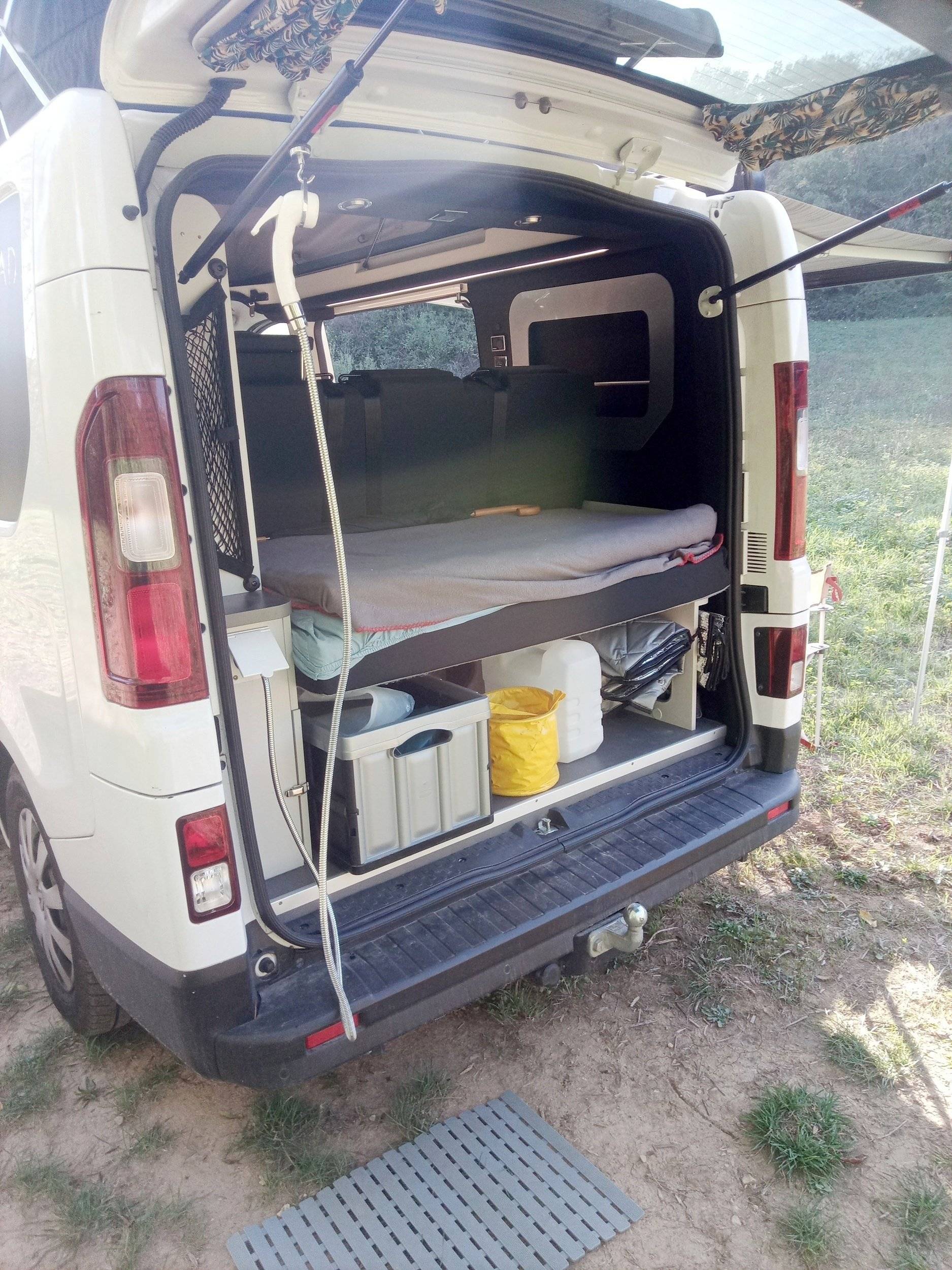 Hanroad RENAULT TRAFIC III 1.6 ENERGY DCI 145 TWIN TURBO EU6 L1H1 2.7T