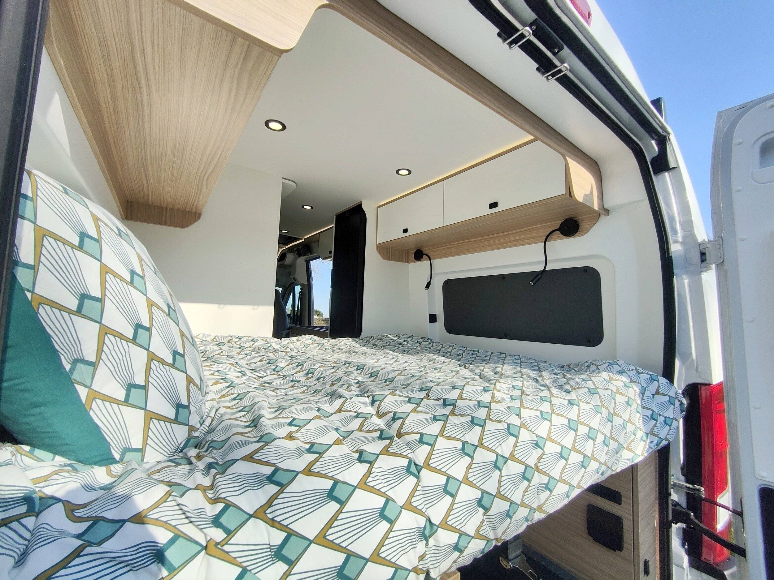 Berth Fiat Ducato 2,3 l 148 ch - Yescapa