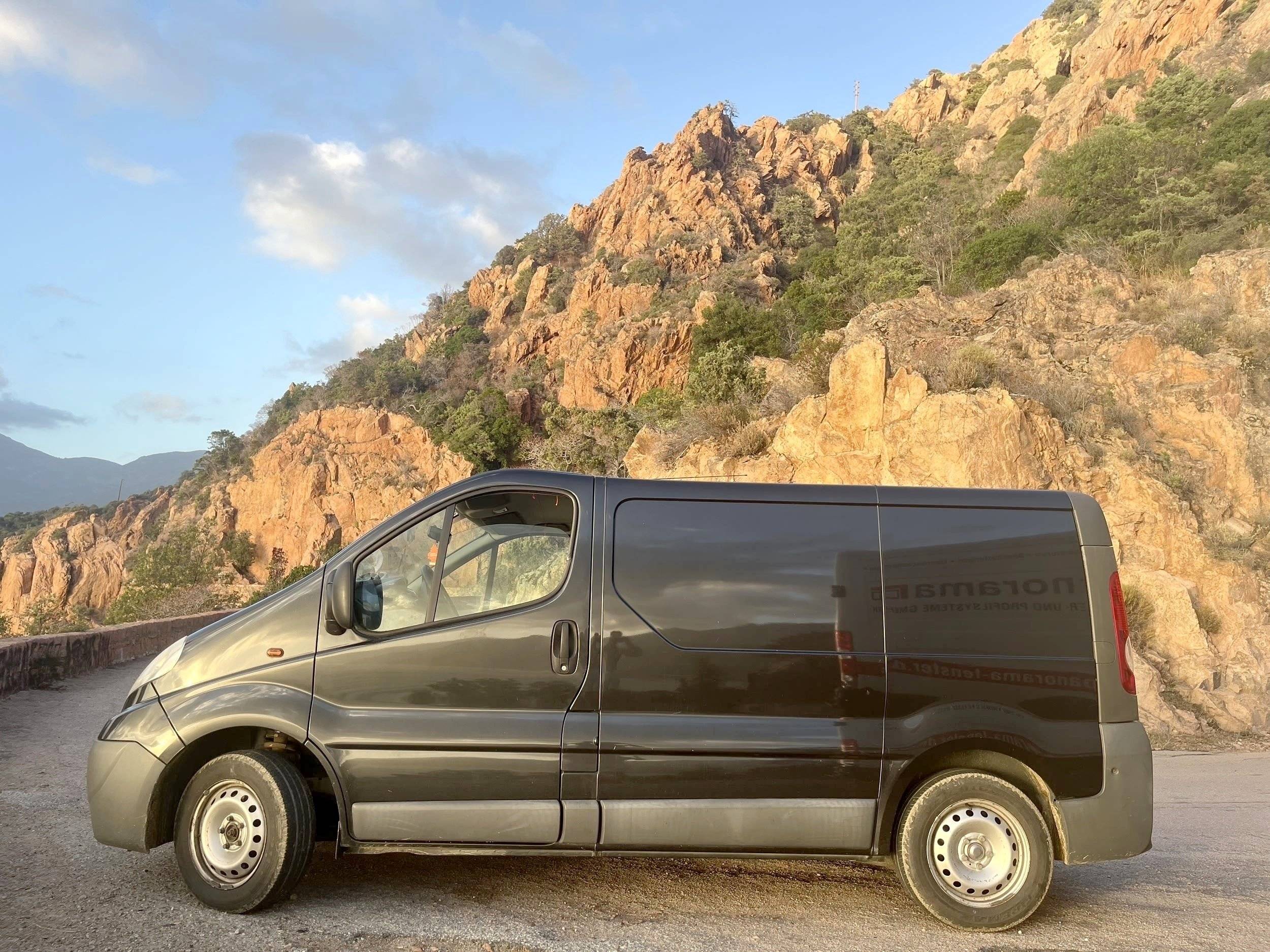Opel Vivaro 115ch