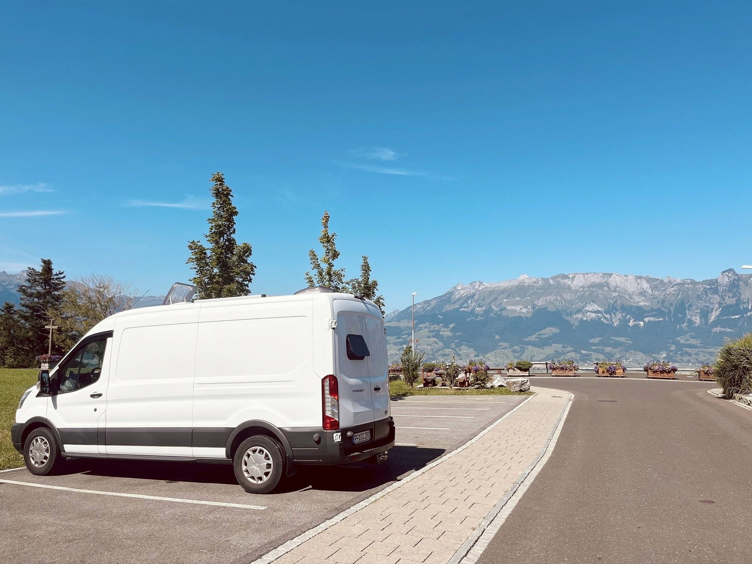 3 C Cartier/Brisebras Ford