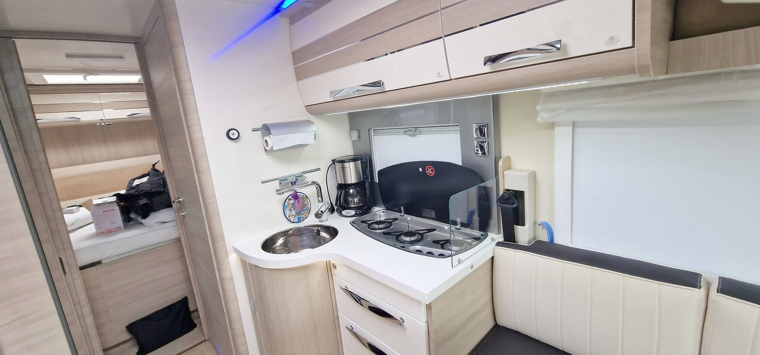 Mobilvetta mobilvetta kline yacht 90