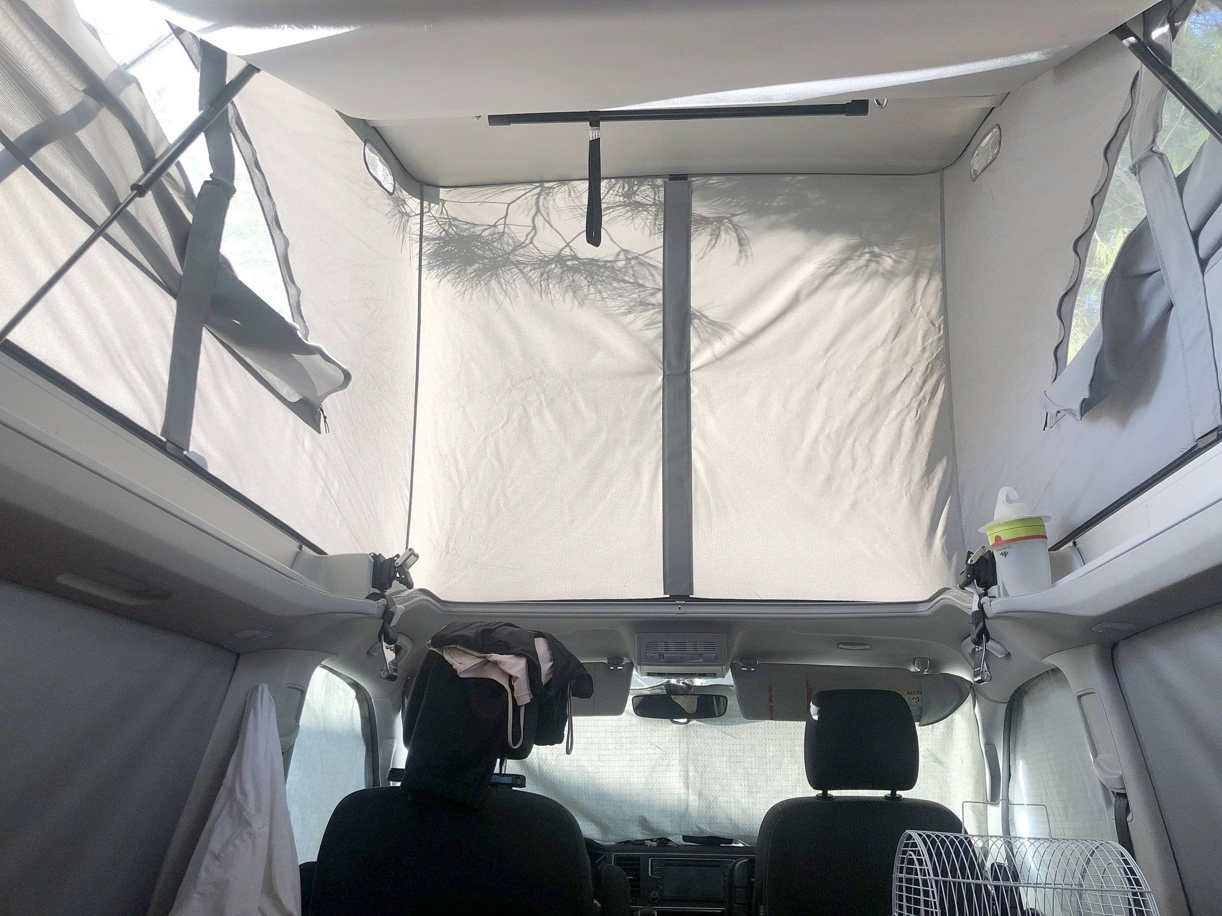 Berth Volkswagen T6 California - Yescapa