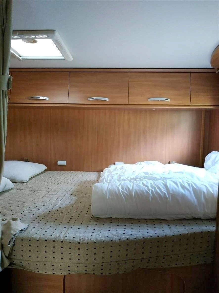 Challenger ford transit