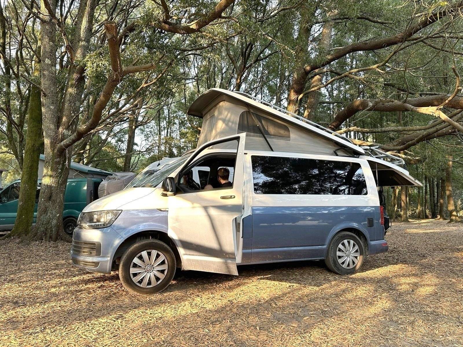 Vista del vehículo ángulo delantero Volkswagen - Yescapa