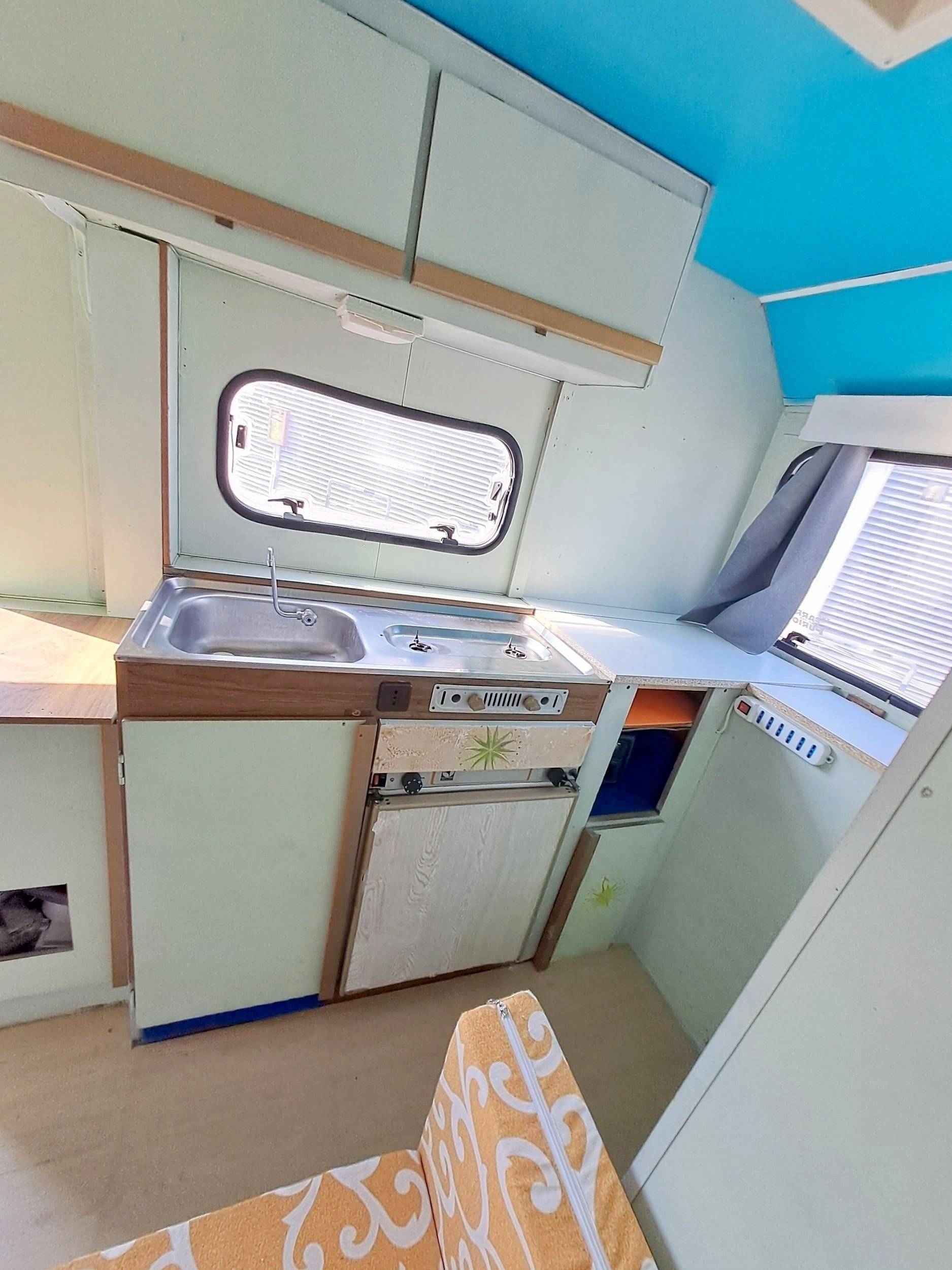 Coin cuisine Ford Transit MK2 - Yescapa