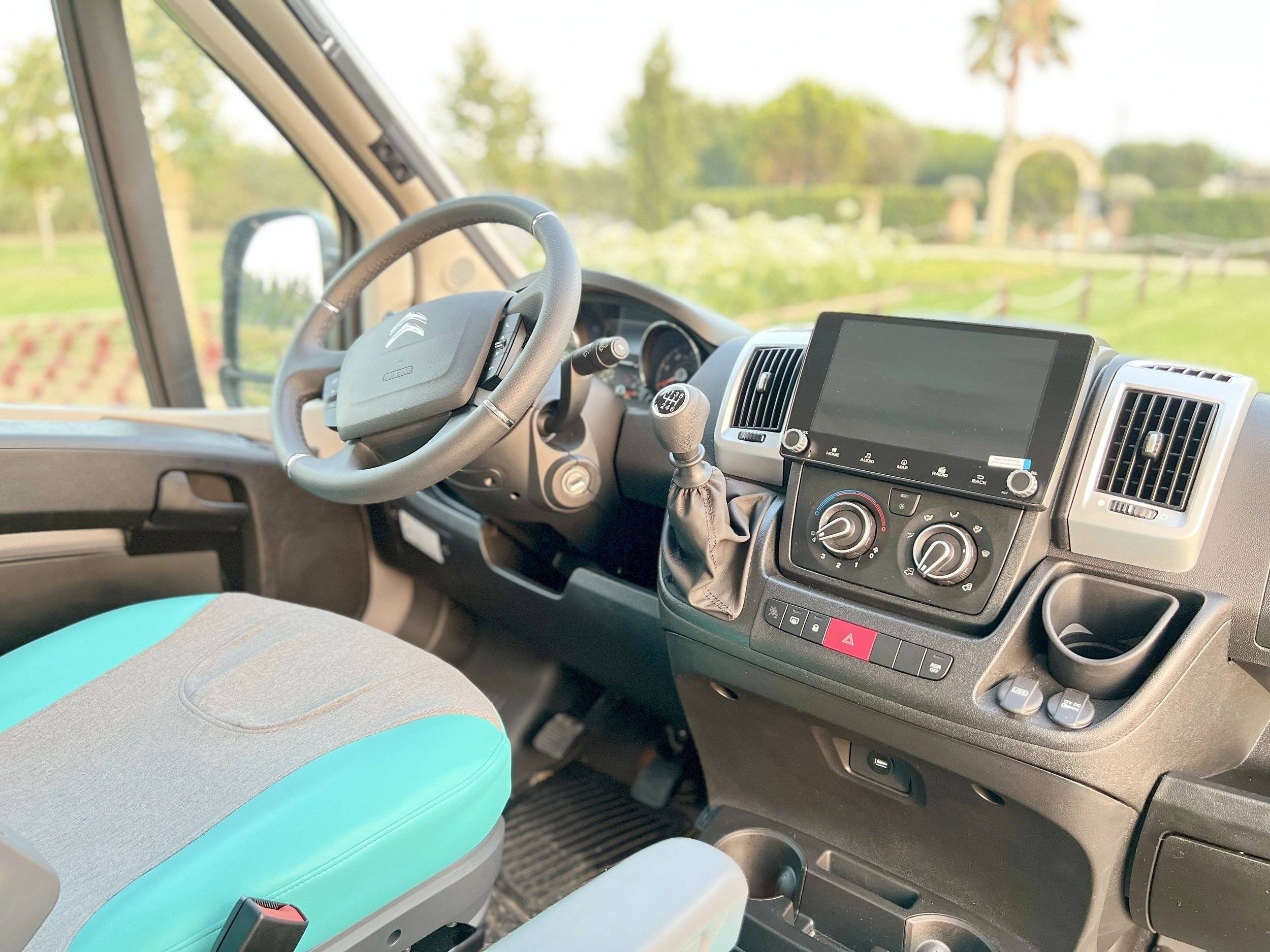 ACTIVANS SURF Family Camper 