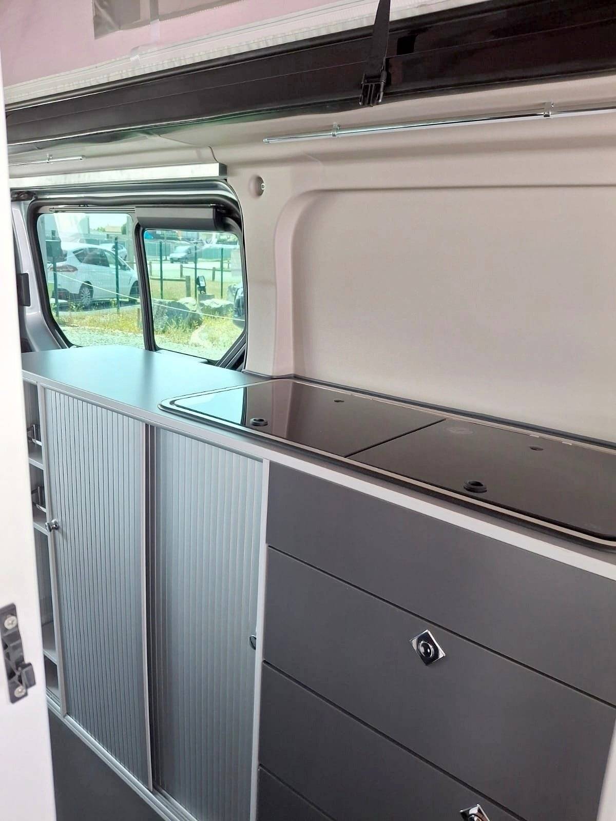 Kochnische Renault Renault trafic cm font t vendome - Yescapa