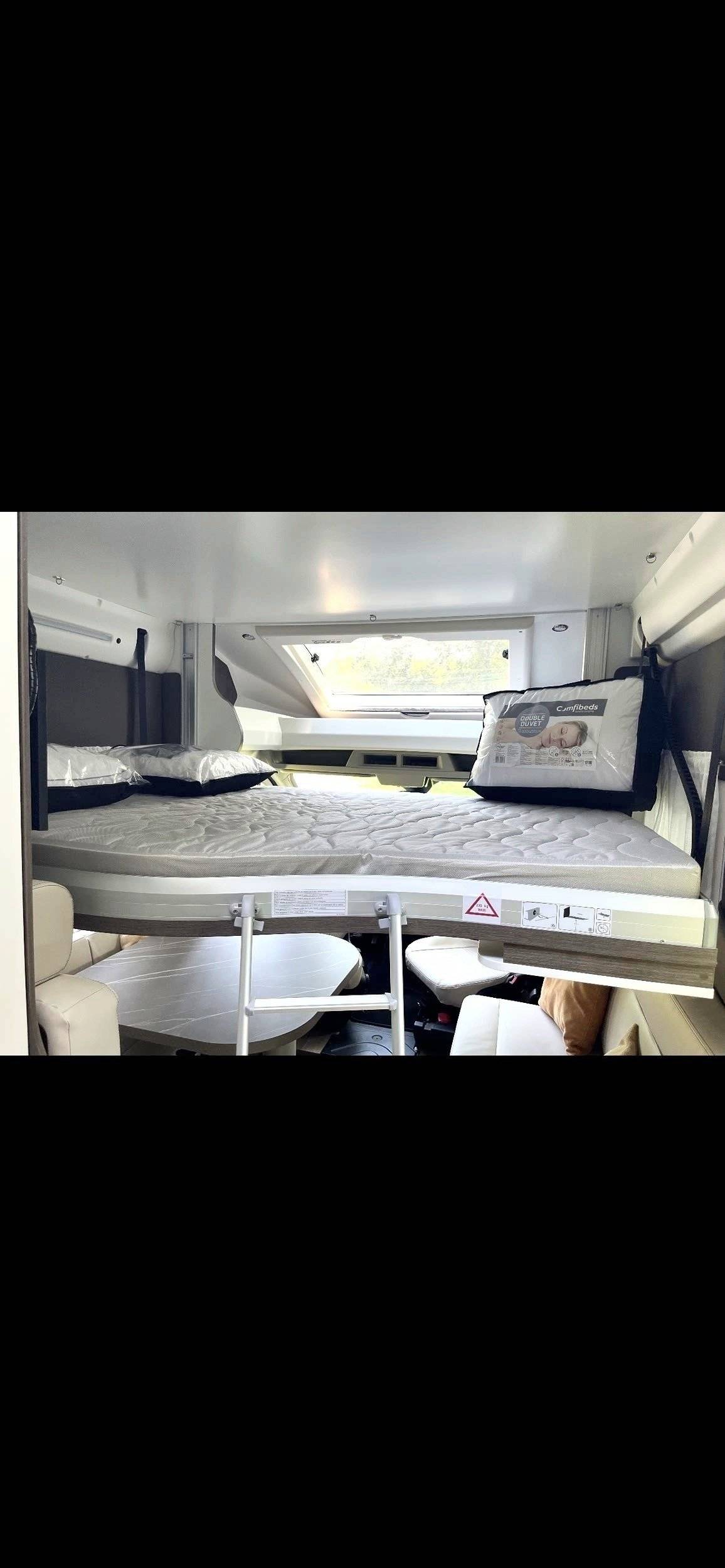 Berth Ford 165CV Boite auto LUXURY - Yescapa