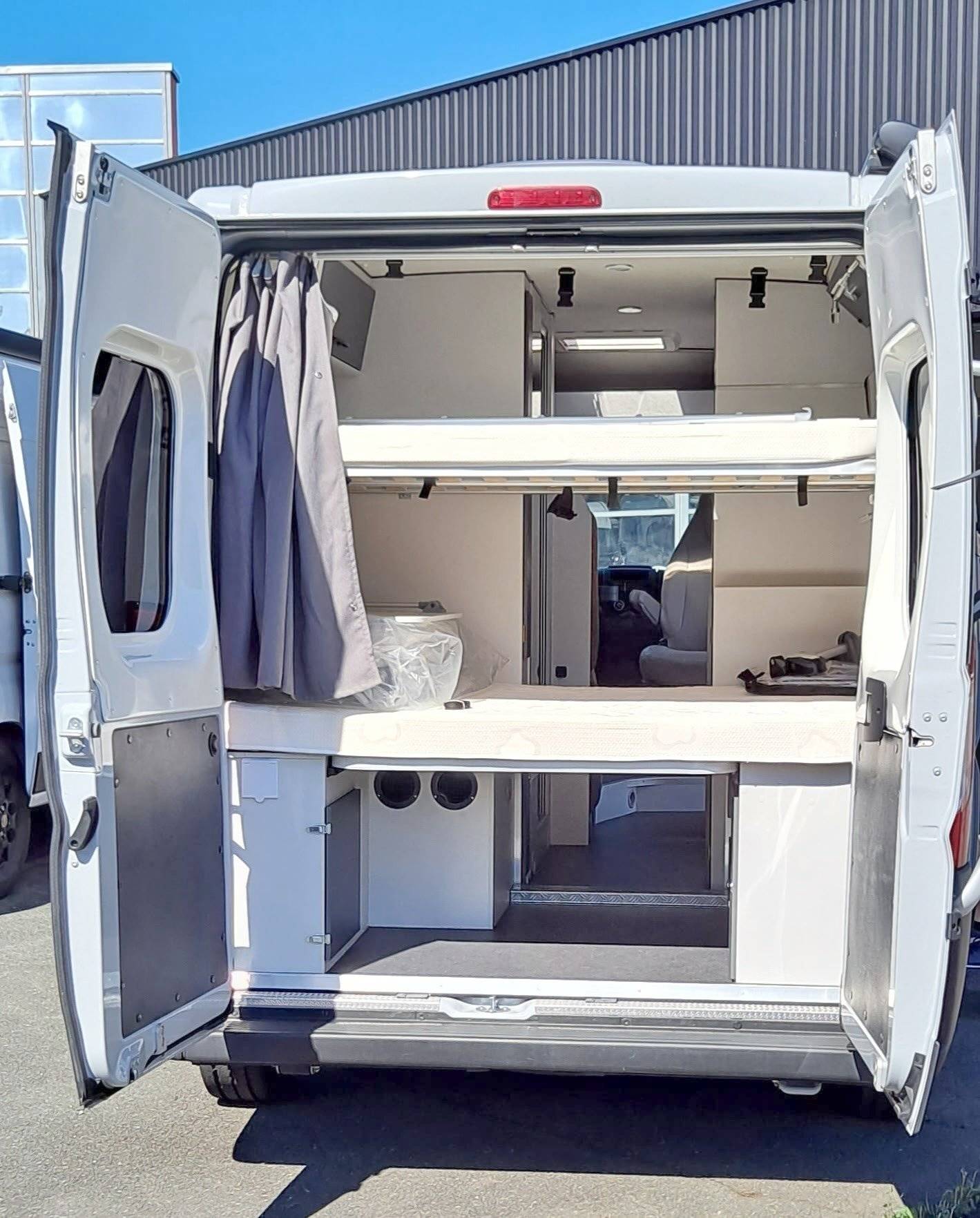 Font Vendôme Leadervan Duo