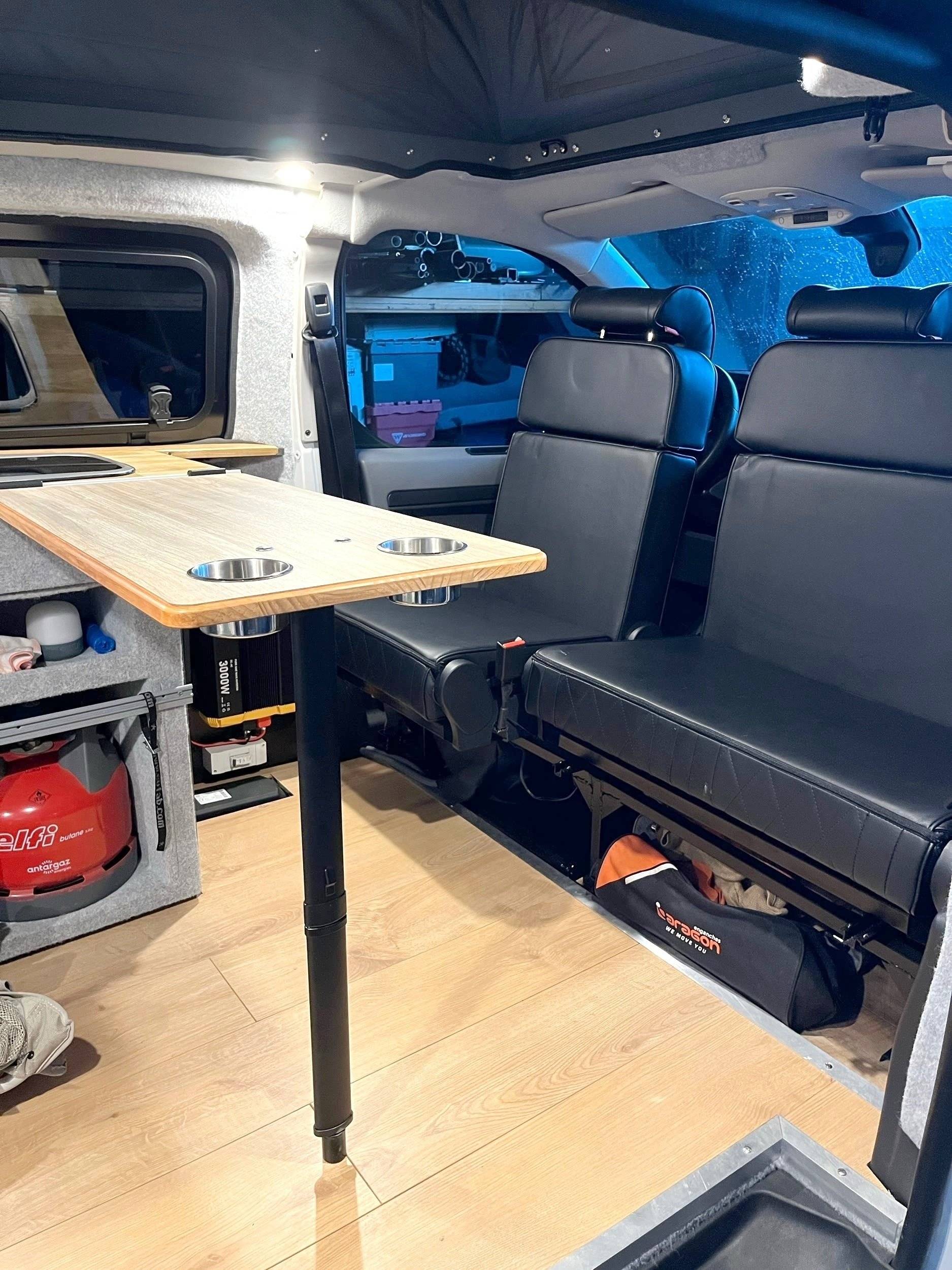 Essecke Citroën Jumpy 1.6 l BlueHDI 115cv Combi M - Yescapa