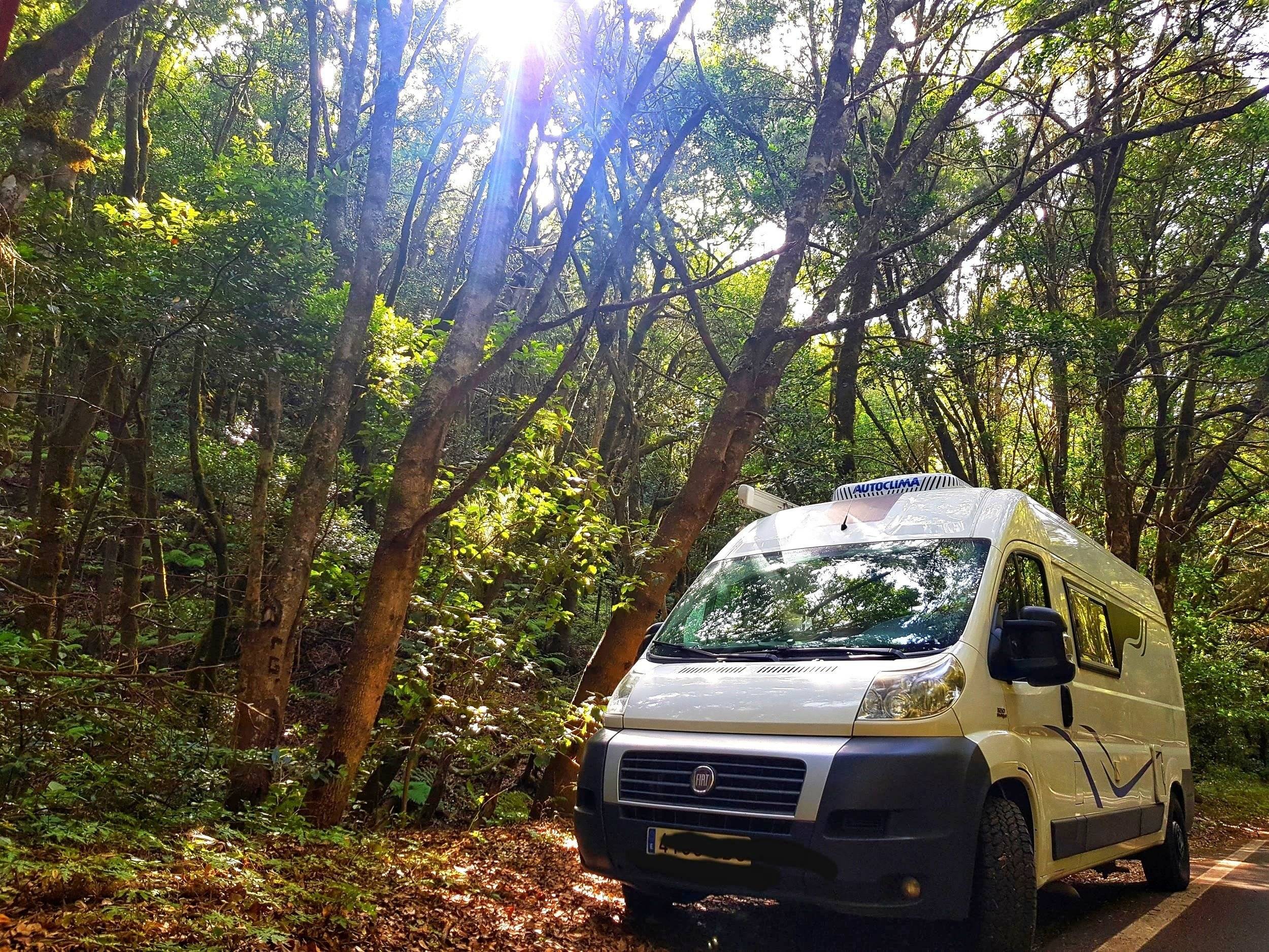 Front view from 3/4 Fiat Fiat ducato - Yescapa