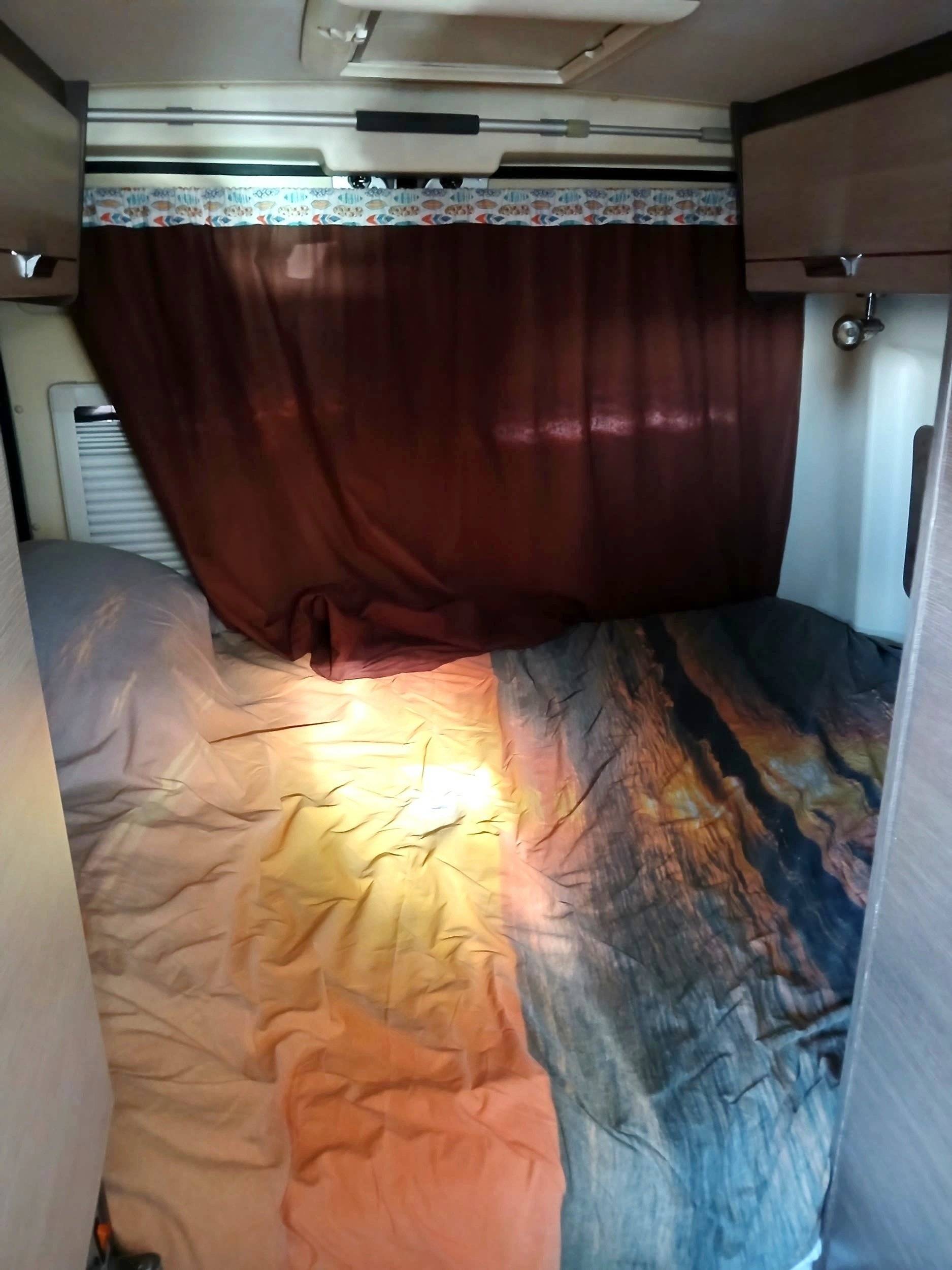 Couchages Fiat FIAT DUCATO 160 Multijet - Yescapa