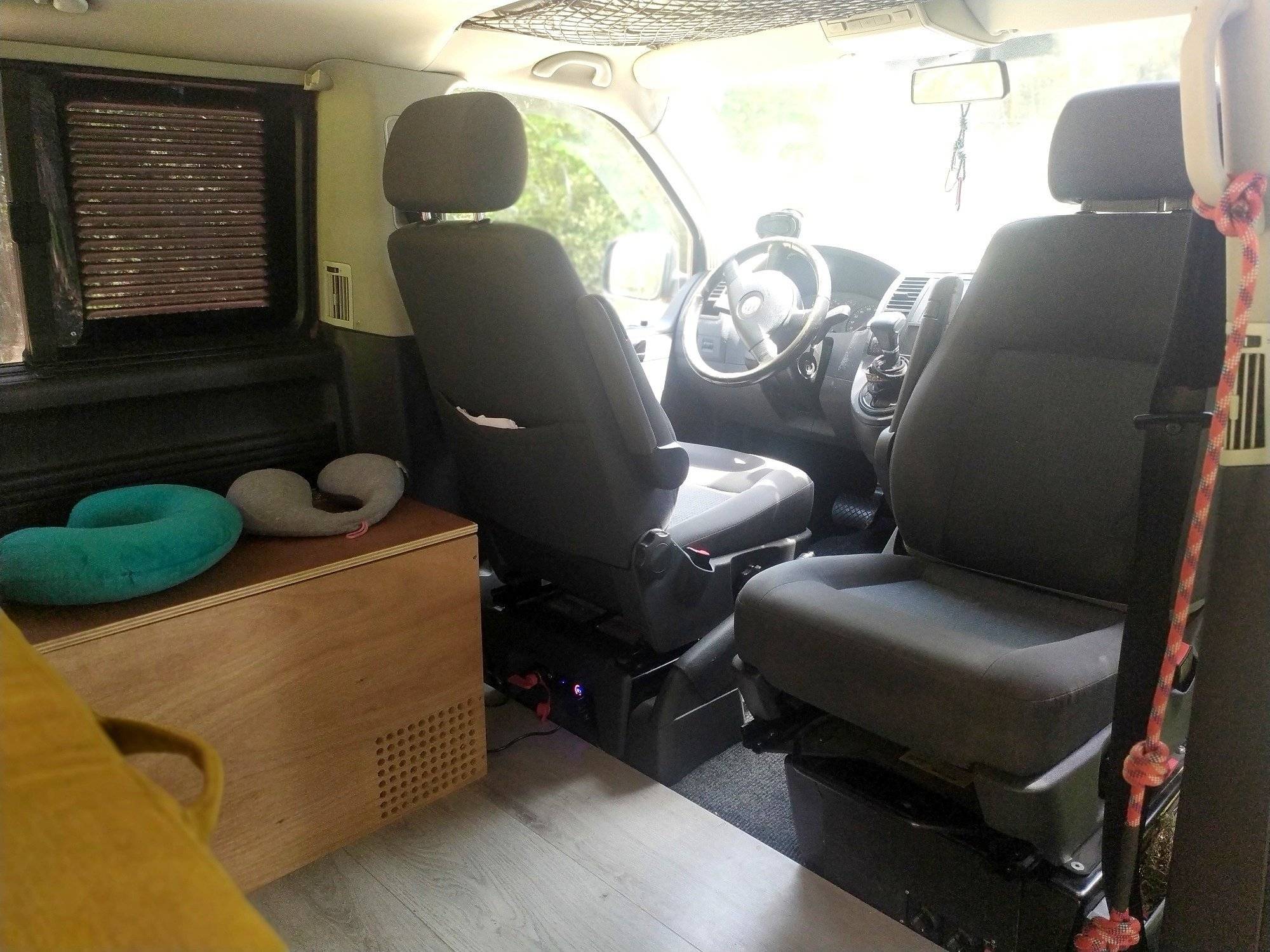 Volkswagen Caravelle 2.0 TDI 140 cv