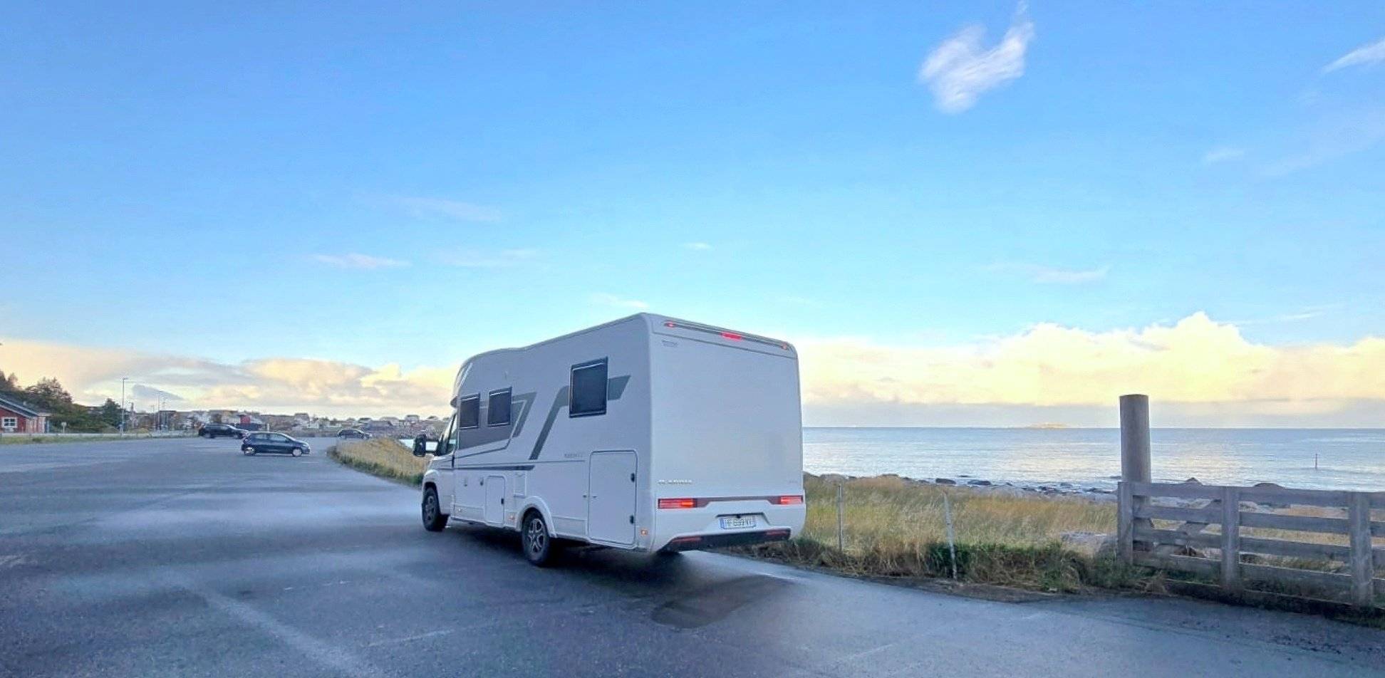 Adria Adria matrix plus 670 DC