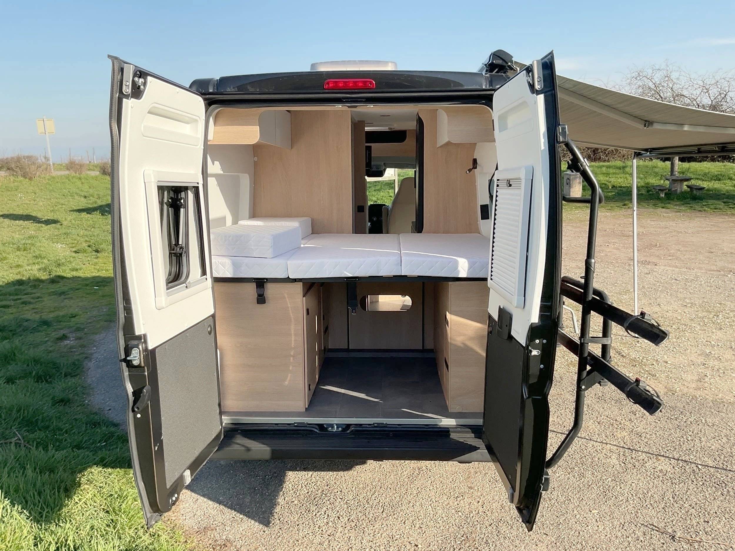 Berth Citroën 2.2L 140CV - Yescapa